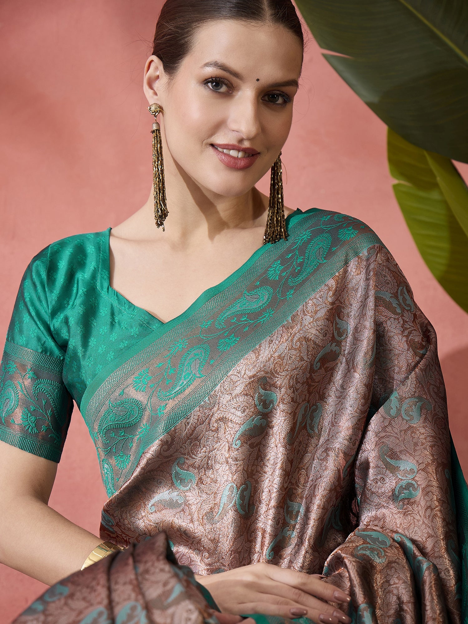Woven Jacquard Designer Silk Blended Ethnic Partywear Ceremonial Rama Saree