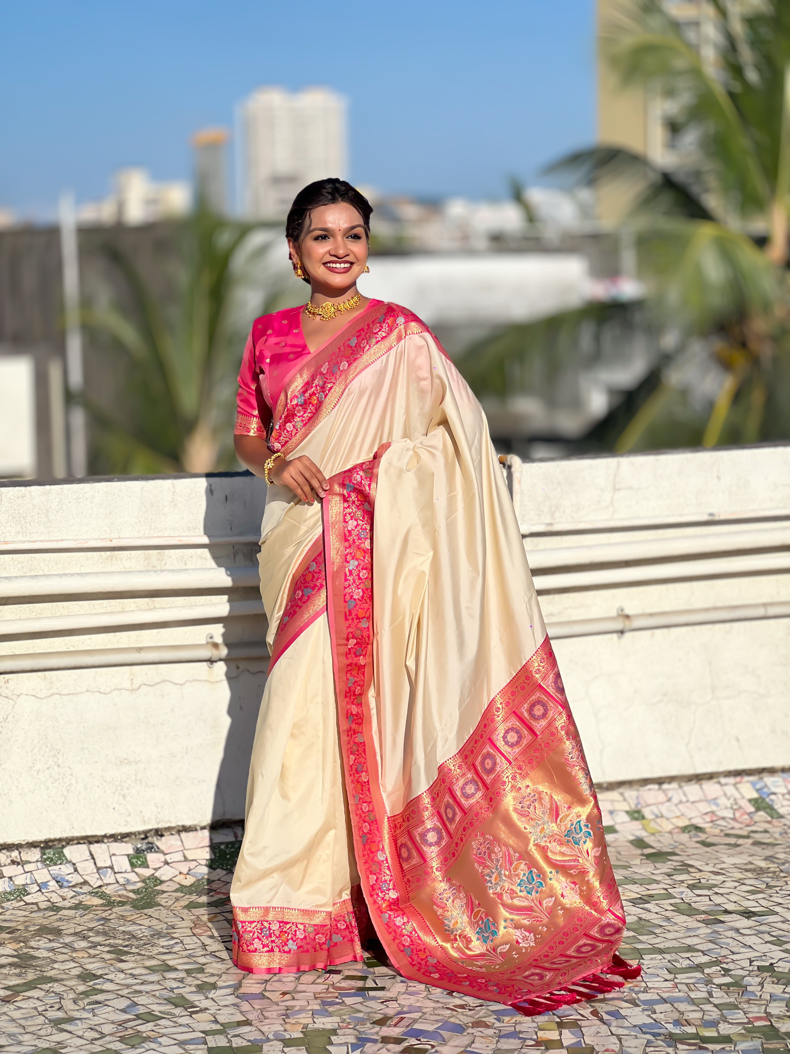 Woven Kadiyal Paithani Gala Designer Cream Soft Silk Ethnic Saree