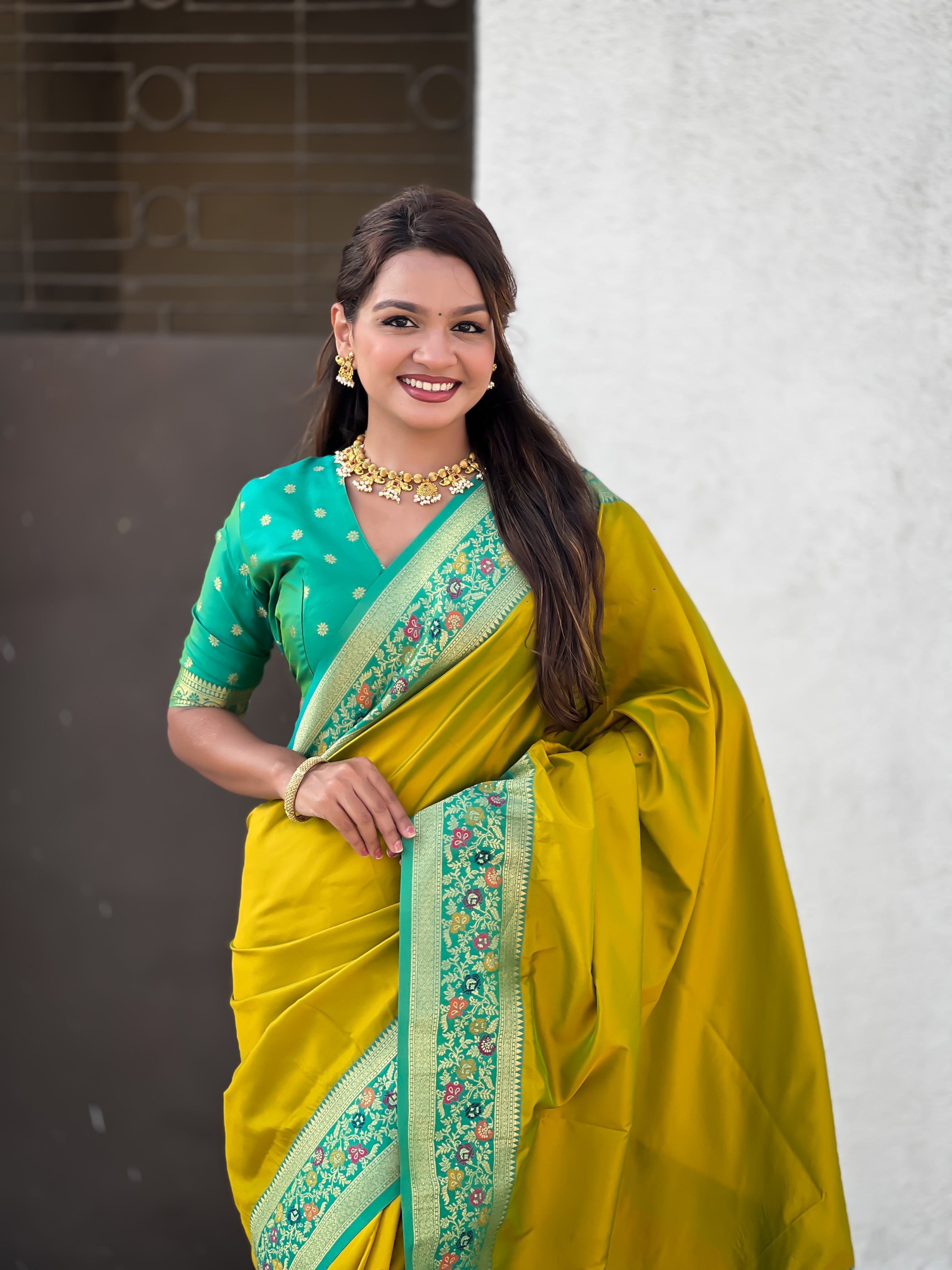 Woven Kadiyal Paithani Gala Designer Green Soft Silk Ethnic Saree