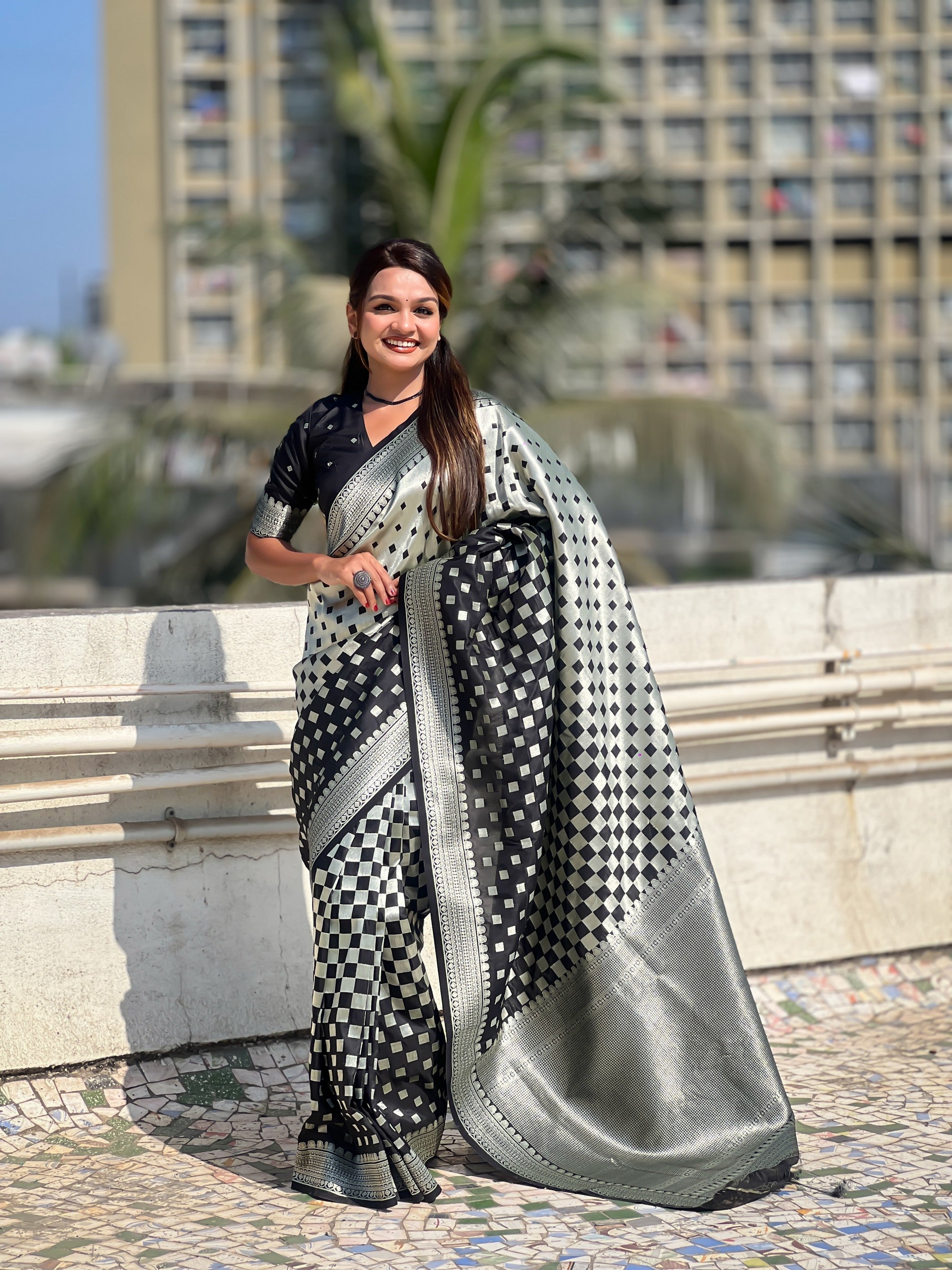 Woven Silver Jari Checks Designer Banarasi Silk Black Beautiful Saree