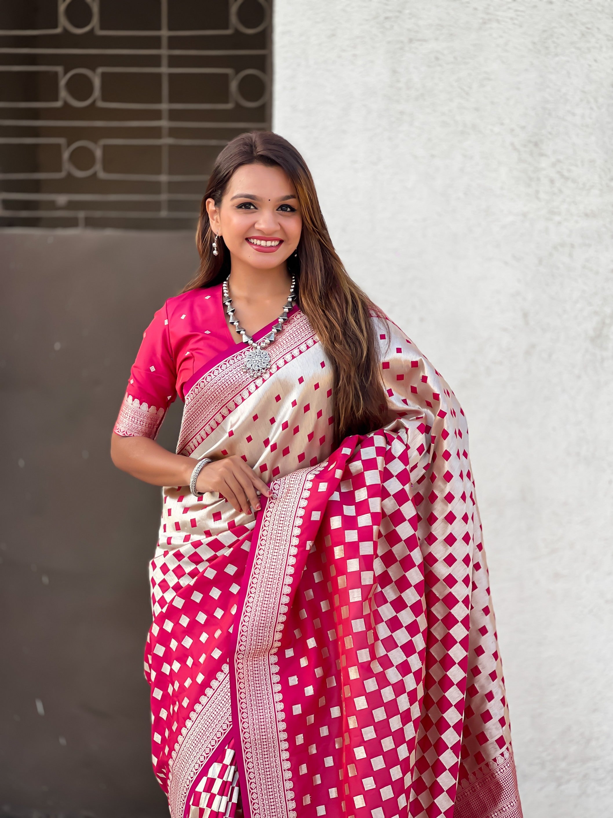 Woven Silver Jari Checks Designer Banarasi Silk Cherry Beautiful Saree