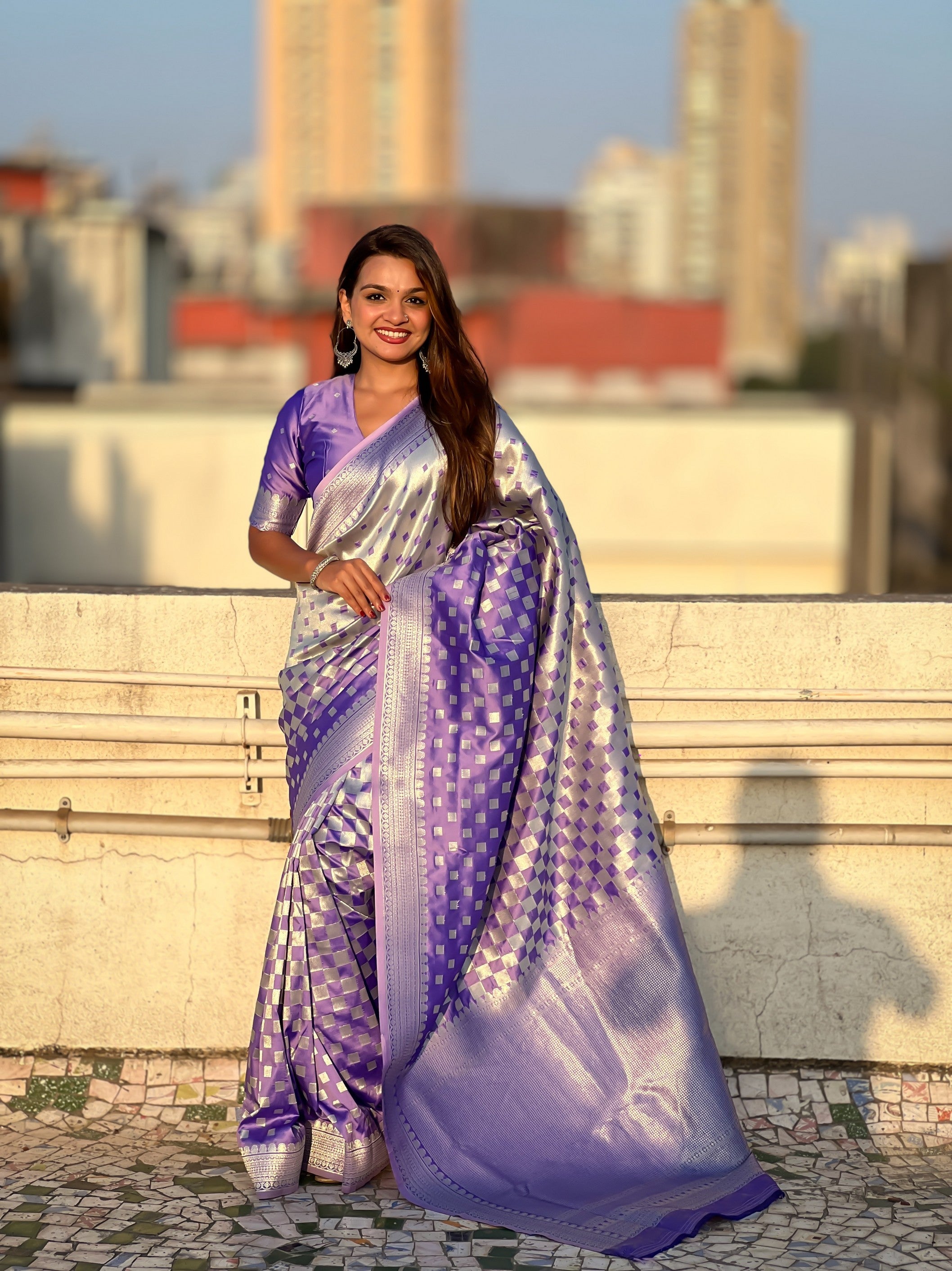 Woven Silver Jari Checks Designer Banarasi Silk Lavender Beautiful Saree