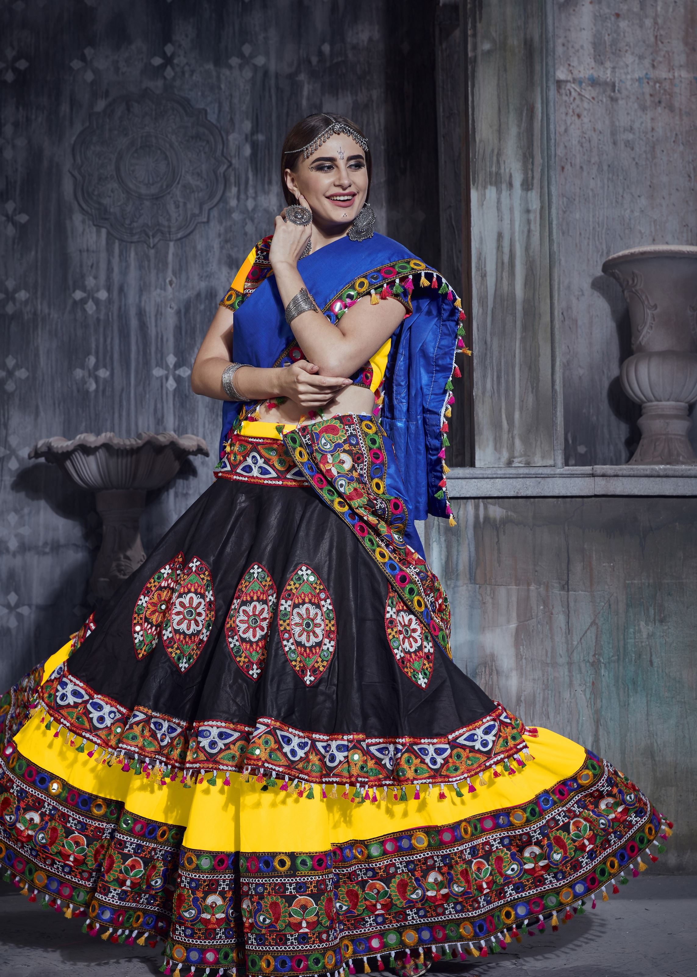 Yellow And Black Navratri Chaniya Choli With Gamthi Work And Lace Work With Mirror
