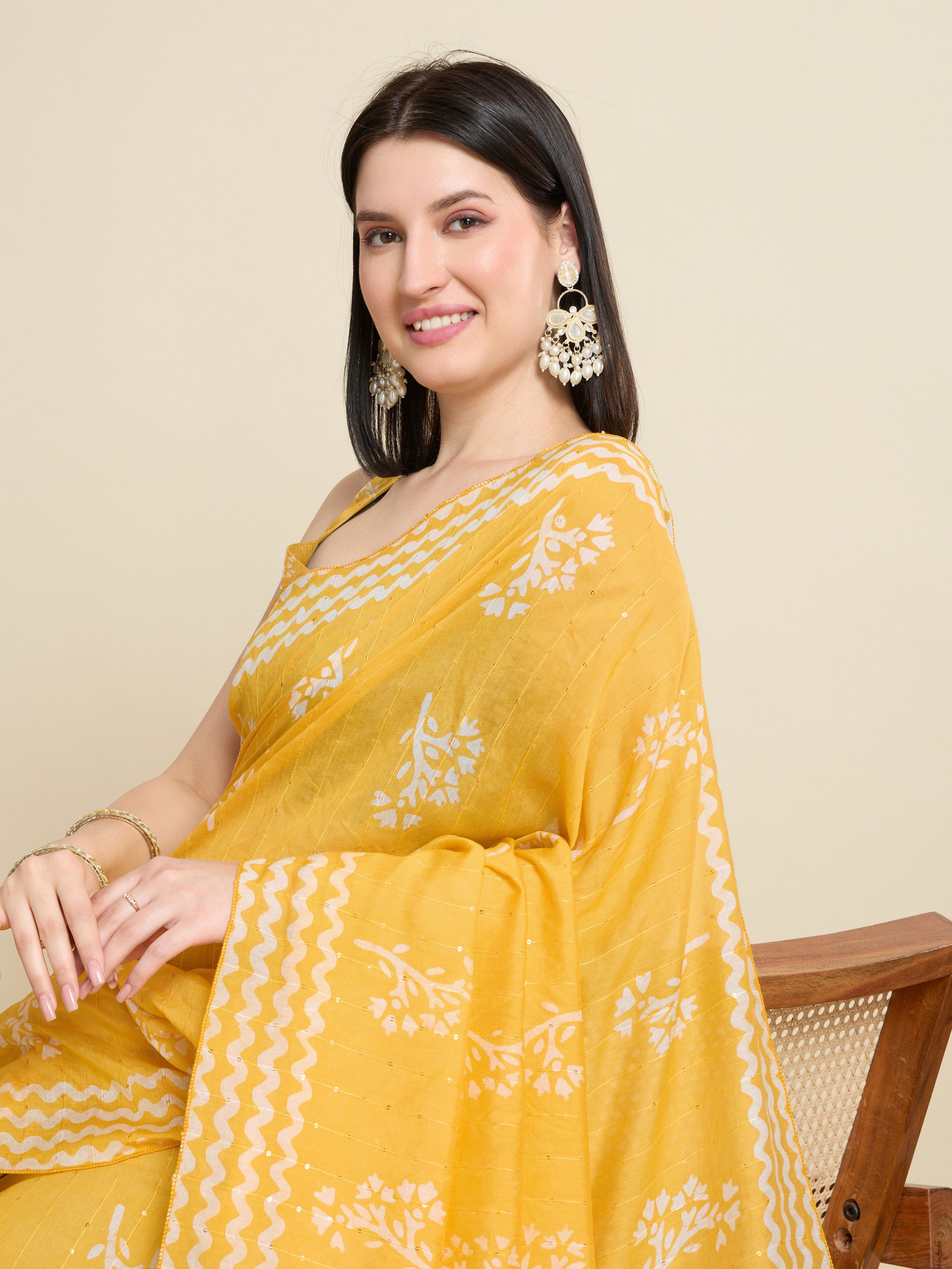 Yellow Blended Cotton Ethnic Festive Saree
