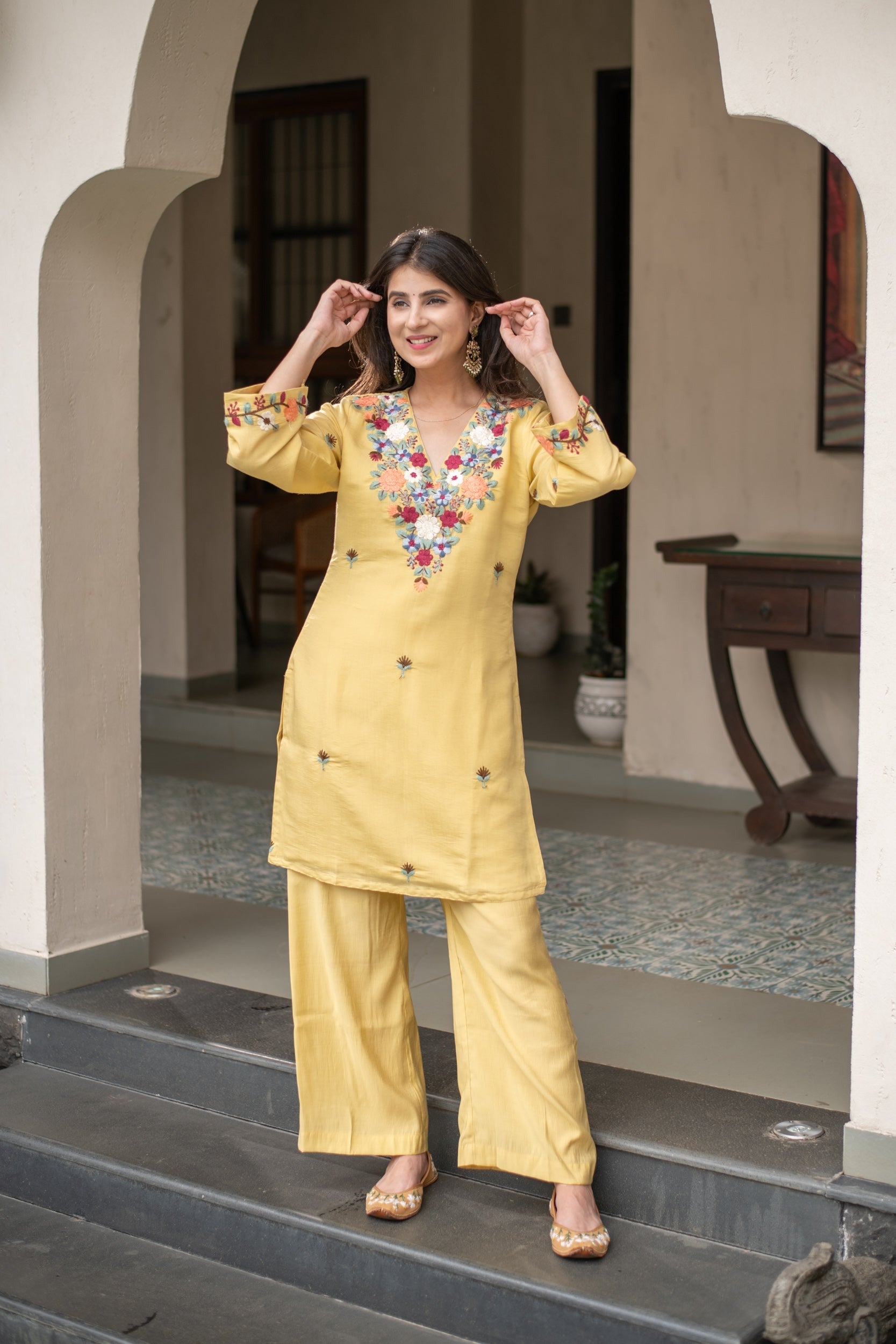 Yellow French Crepe Kurta Pant Set With Heavy Thread Embroidery Work