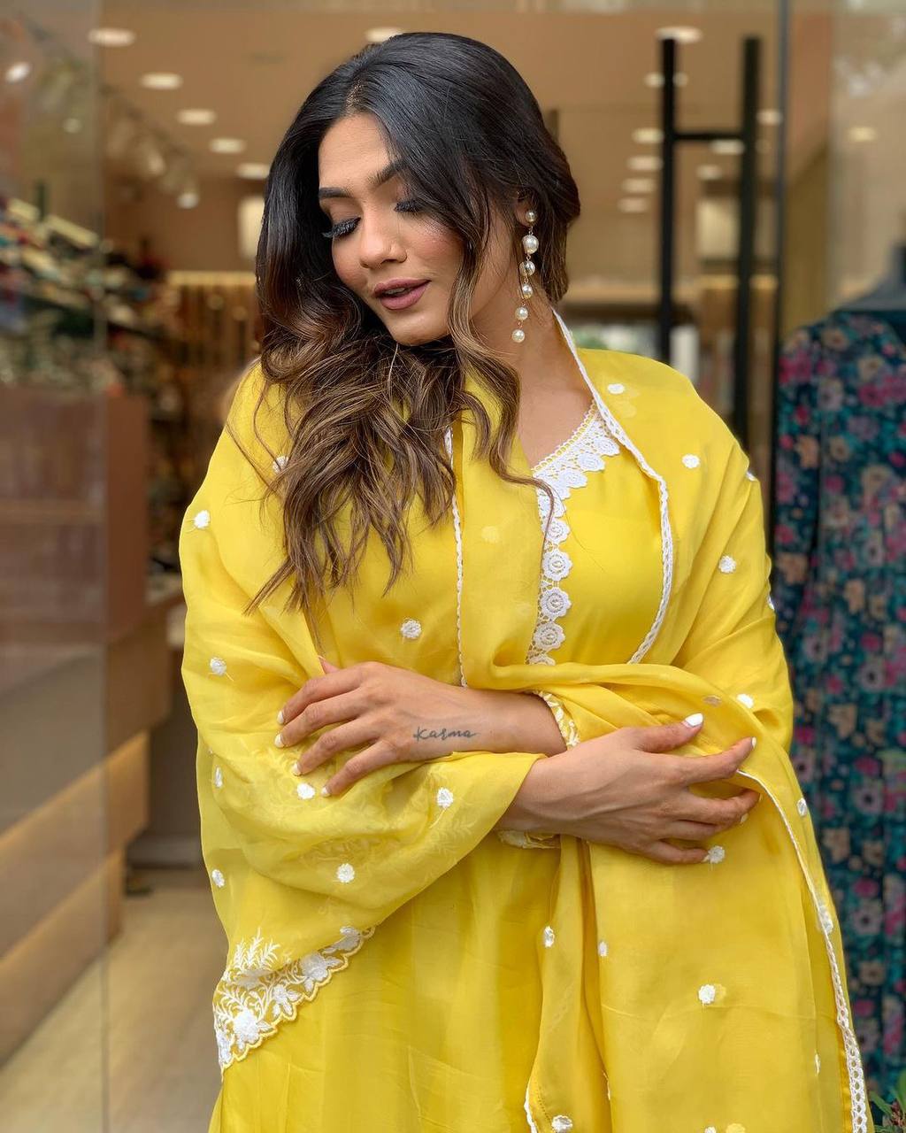 Yellow Georgette Kurta Pant With Embroidery Work