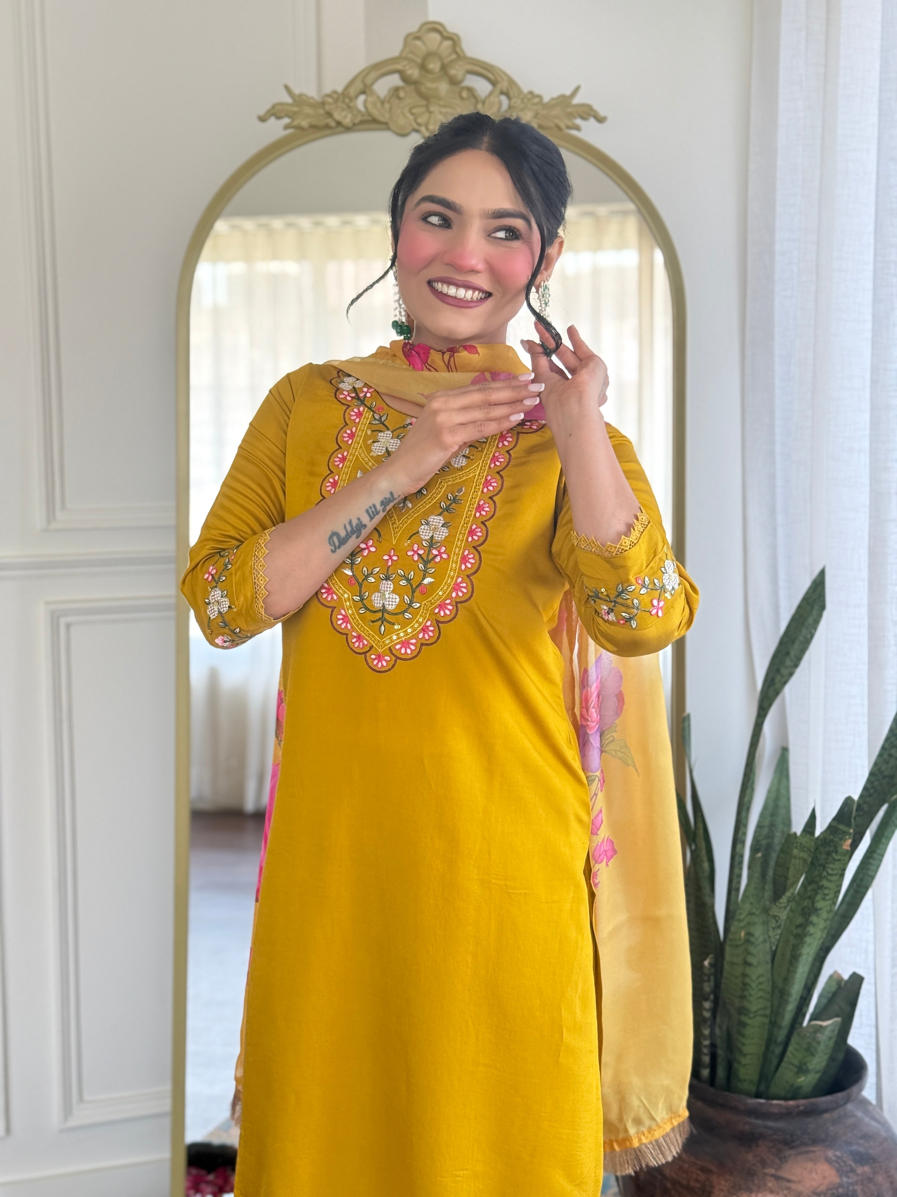 Yellow Kurta Pant Set With Heavy Thread Embroidery Work With Digital Printed Dupatta