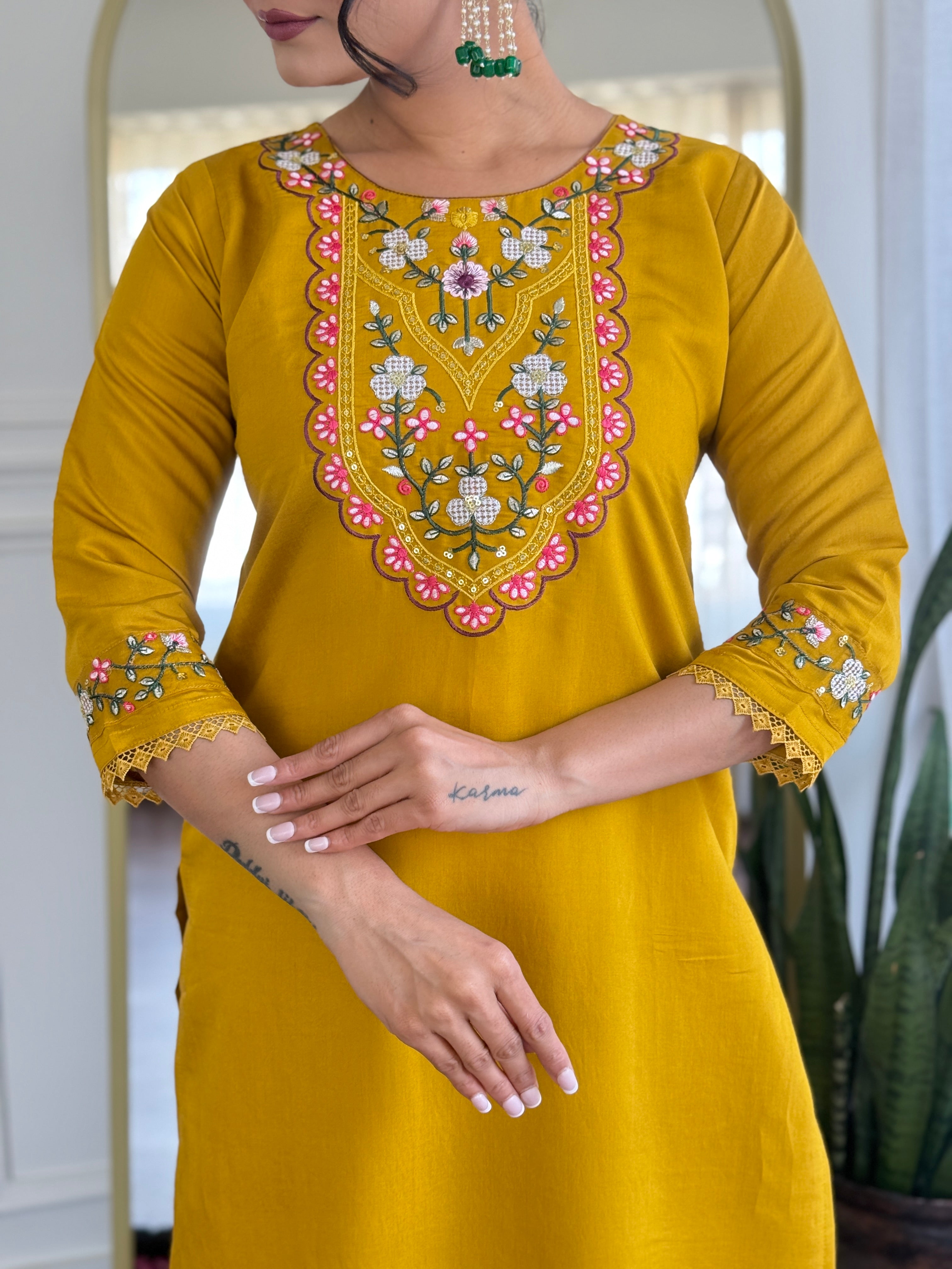 Yellow Kurta Pant Set With Heavy Thread Embroidery Work With Digital Printed Dupatta