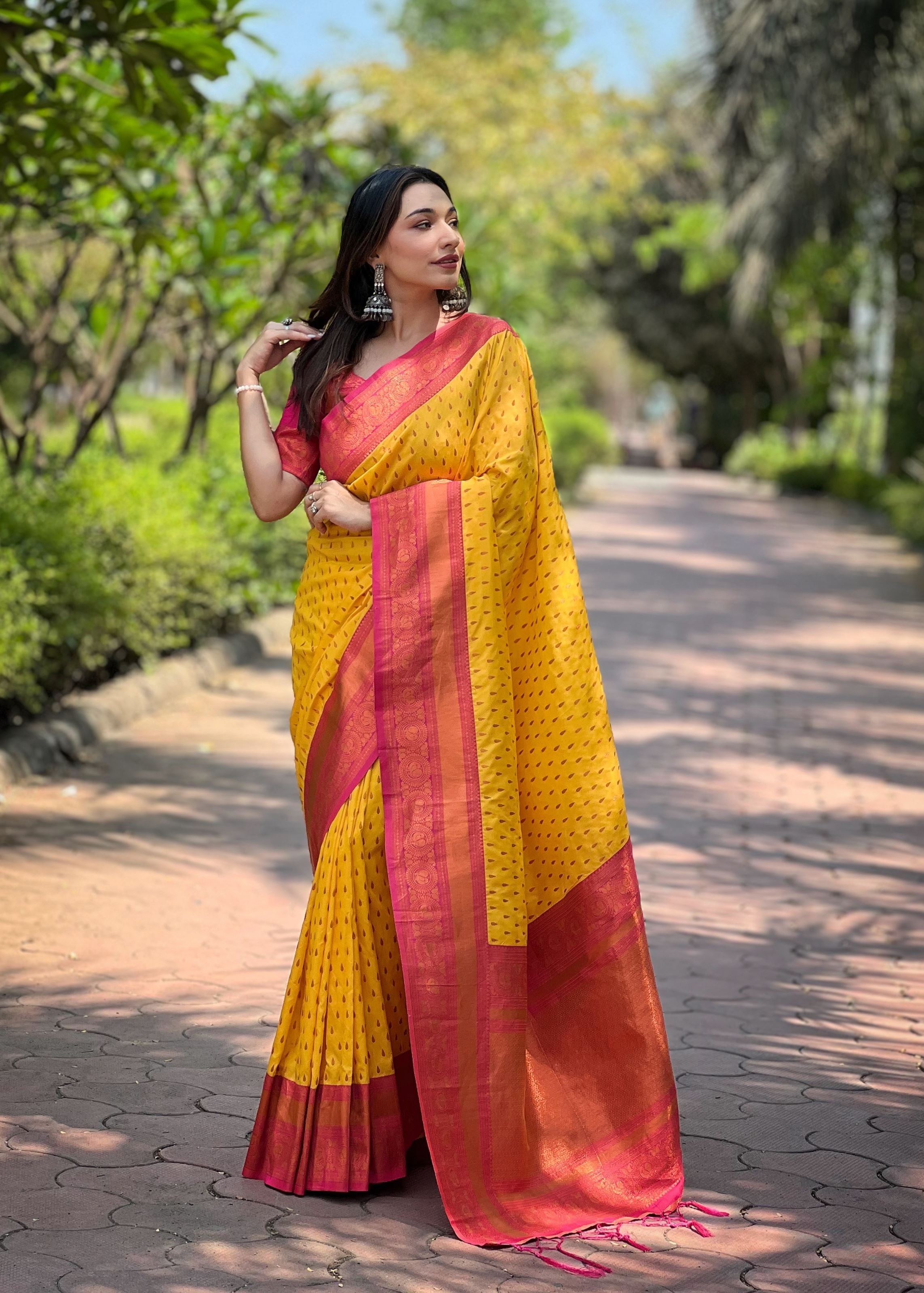 Yellow Silk Blend Saree With Woven Work