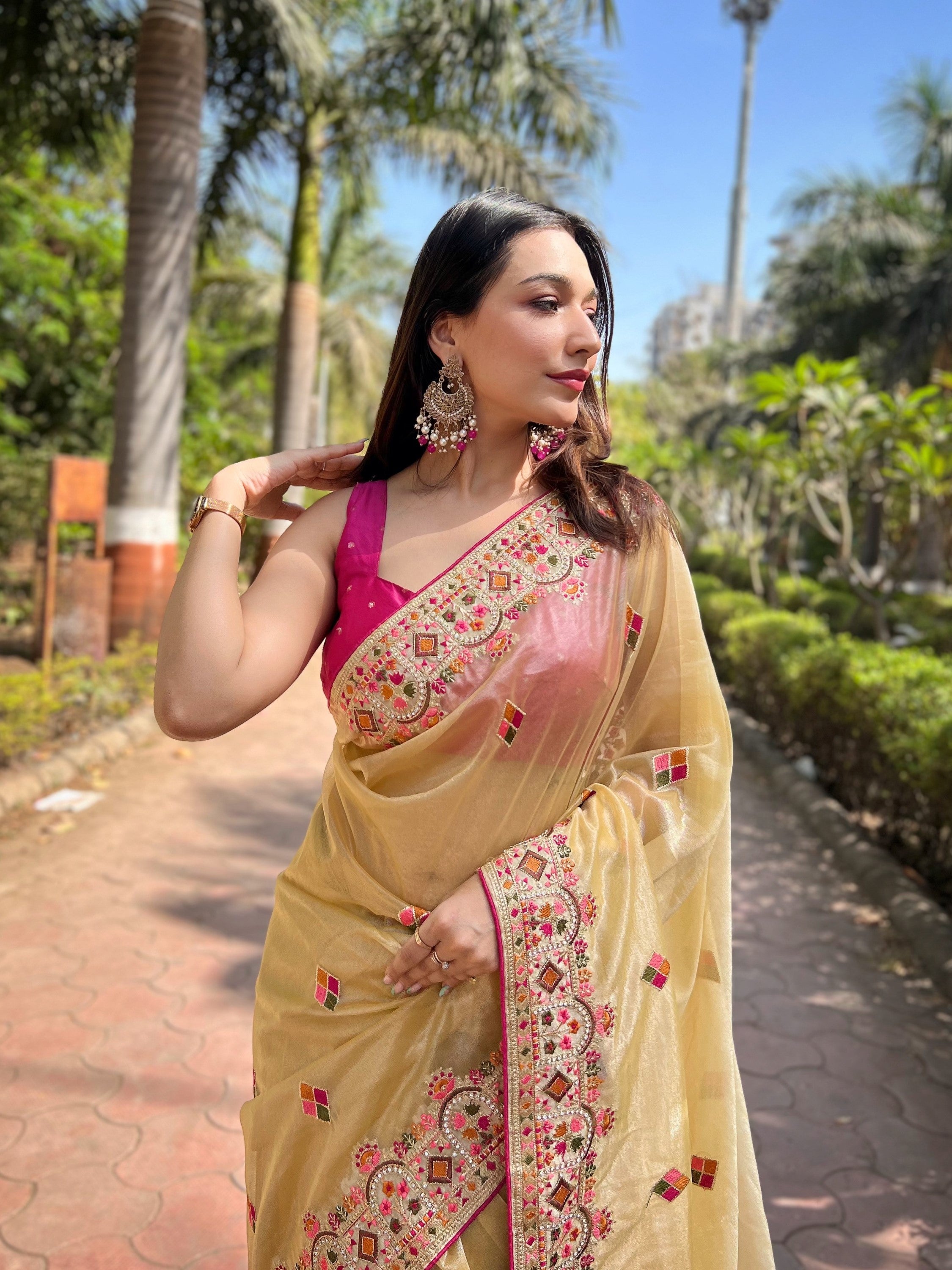 Yellow Silver Tissue Silk Heavy Embroidery Saree For Beautiful Ceremonial Saree