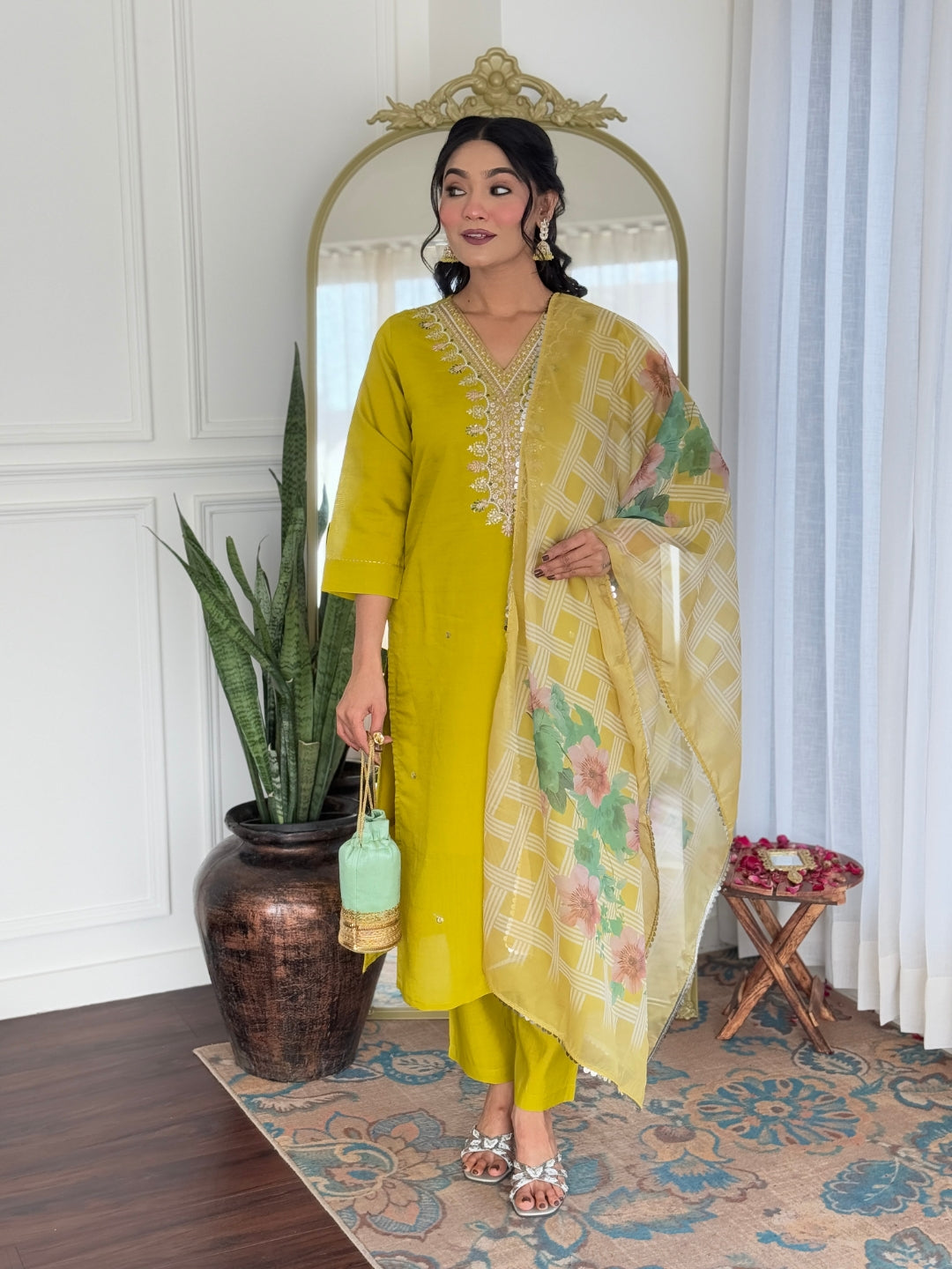 Yellow Viscose Elegant Kurta Pant Set With Embroidery Work