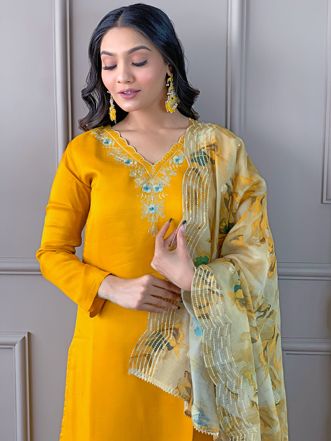Yellow Viscose Elegant Kurta Pant Set With Embroidery Work