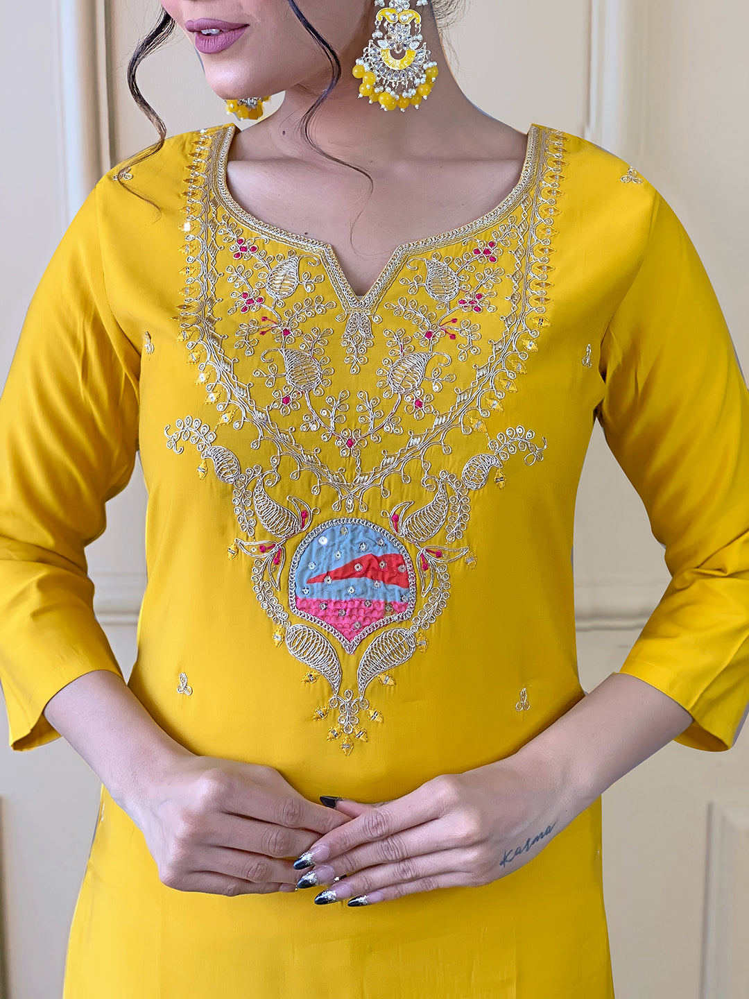 Yellow Viscose Elegant Kurta Pant Set With Print