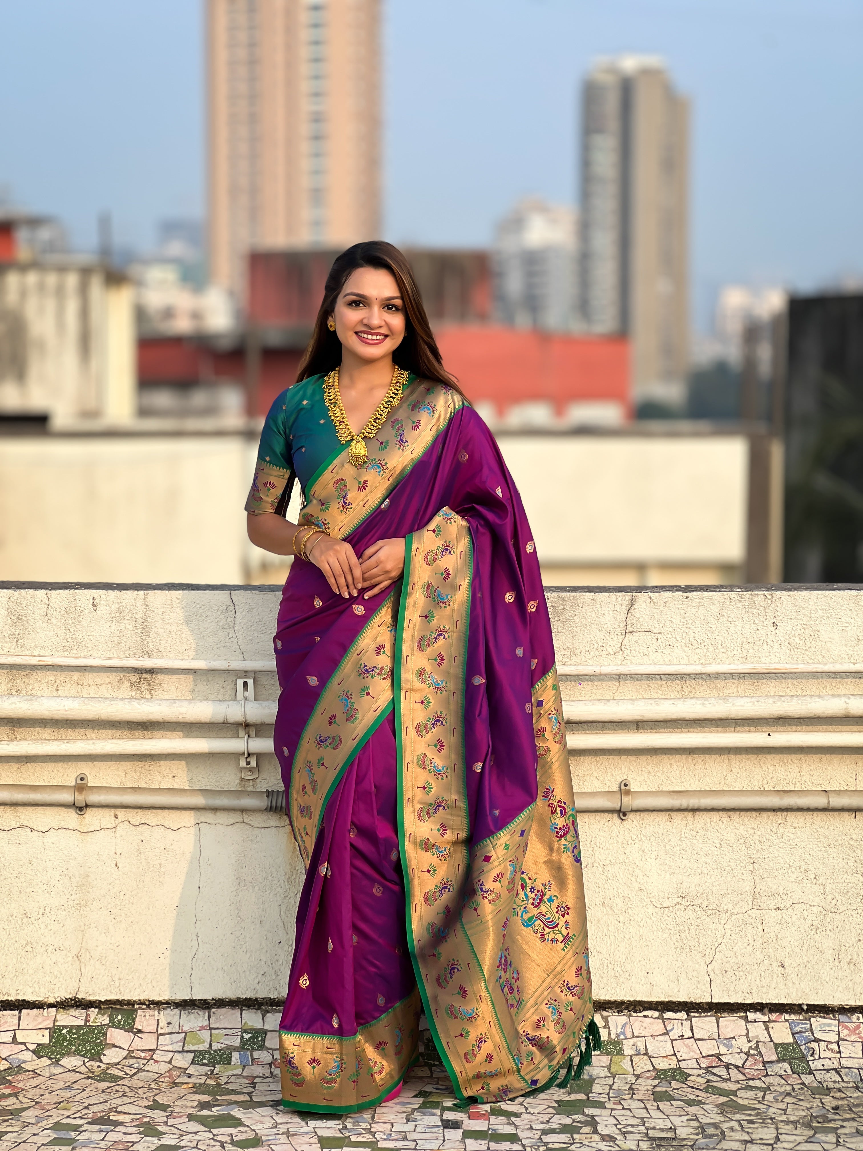 Glamorous Weaving Meenakari Designer Soft Silk Ethnic Partywear Purple Saree
