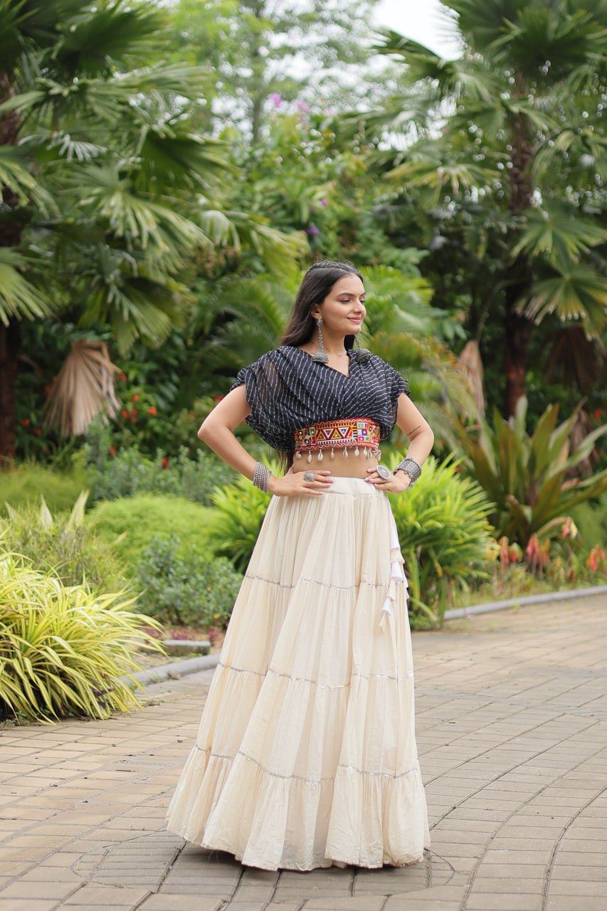 Black Lehenga Choli With Standard Frill Stitching