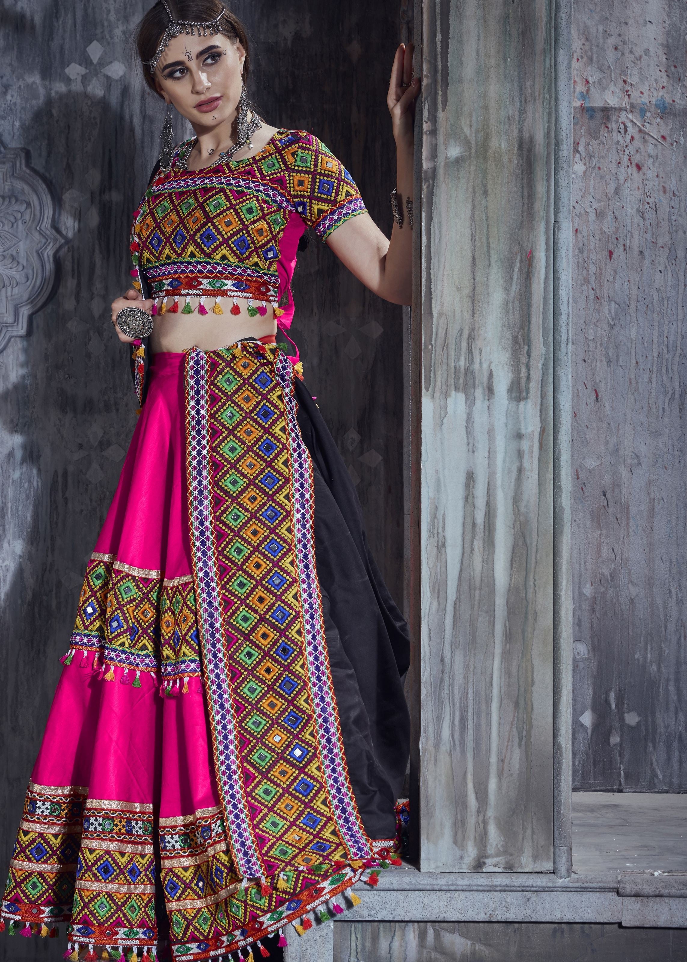 Pink And Black Navratri Chaniya Choli With Gamthi Lace Work With Mirror Work