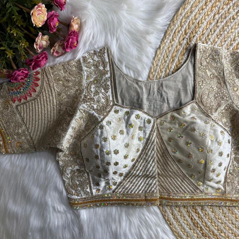 White Royal Rajwadi Velvet Wedding Blouse with Dulha Dulhan Embroidery