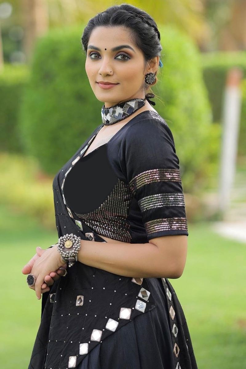 Bollywood Black Navratri Chaniya Choli With Sequins Work