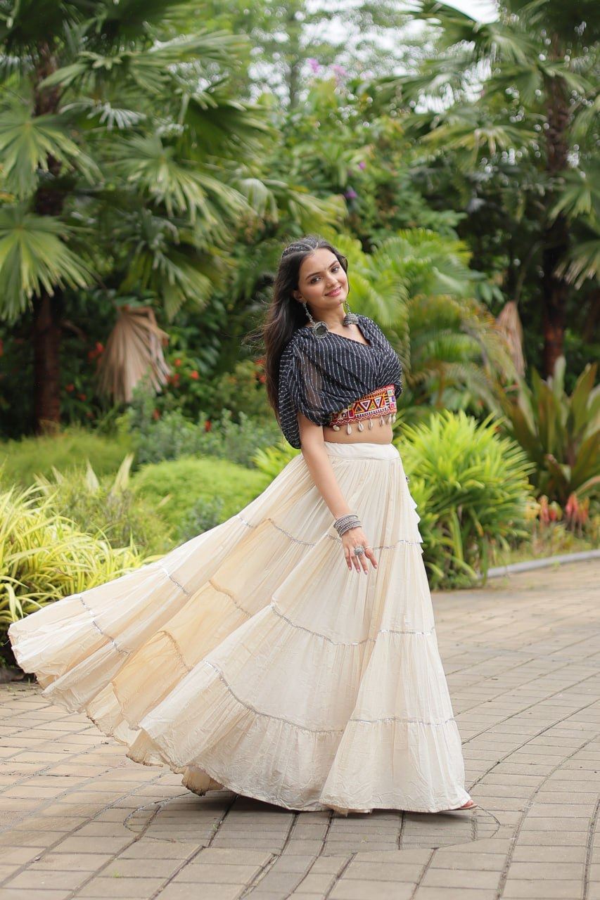 Black Lehenga Choli With Standard Frill Stitching