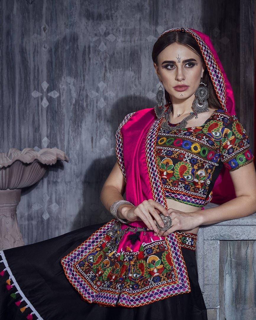 Black And Pink Navratri Chaniya Choli With Gamthi Work And Lace Work