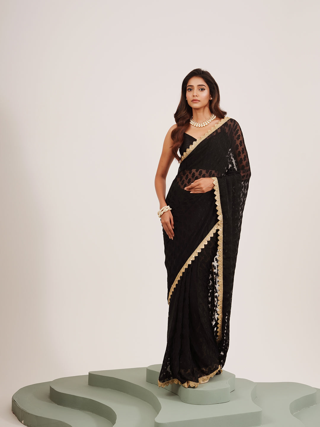 Black Beautiful Partywear Embellished Sequinned Brasso Saree