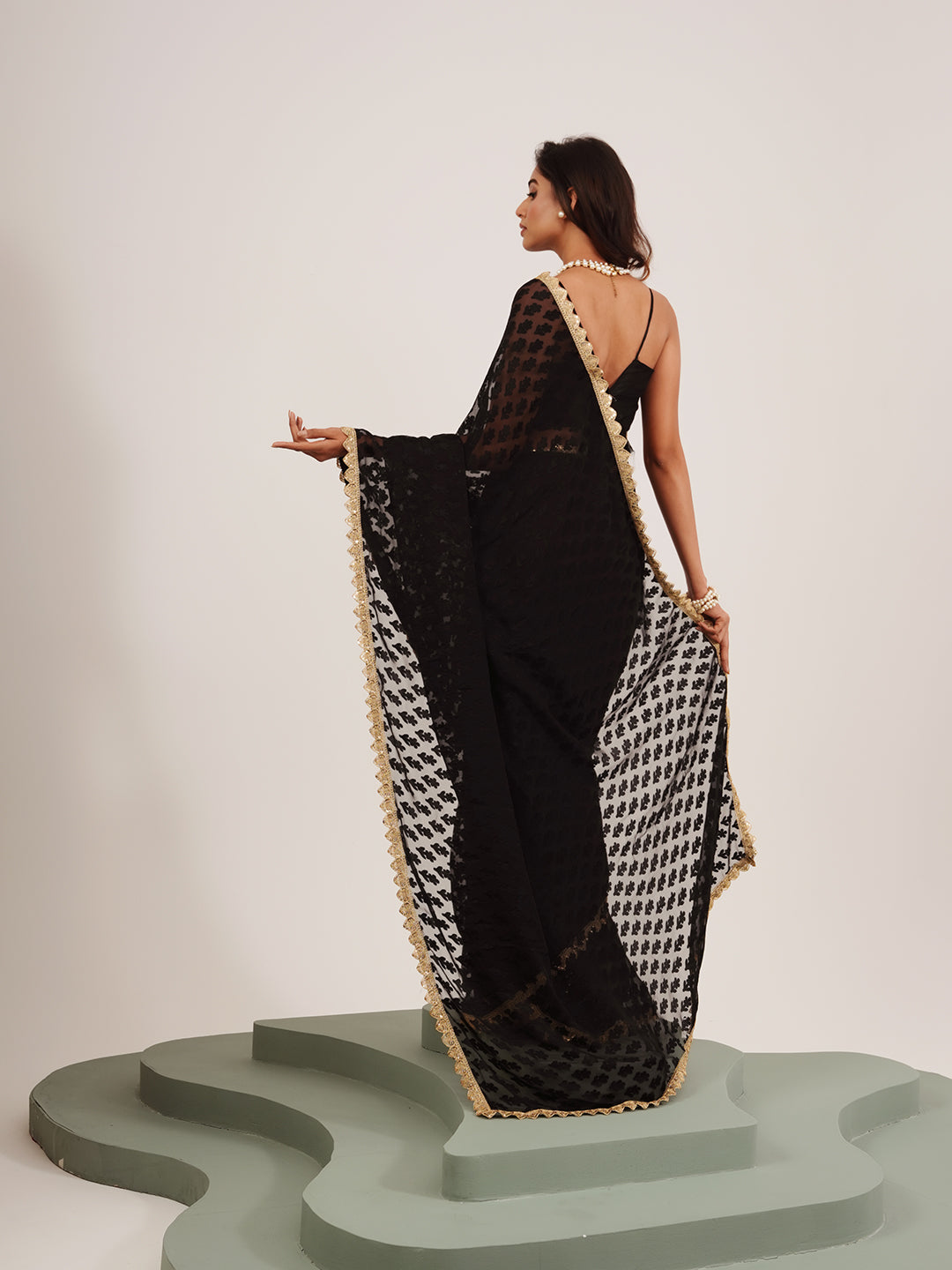 Black Beautiful Partywear Embellished Sequinned Brasso Saree