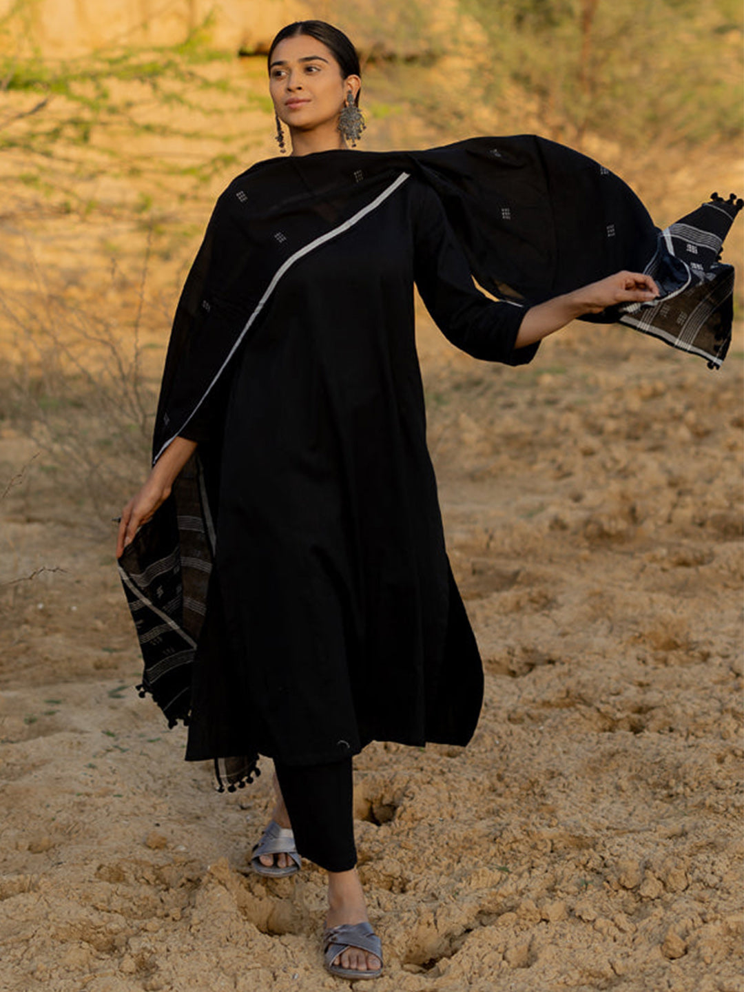 Black Chanderi Kurta Pant Set With Plain Kurta Pant With Printed Dupatta