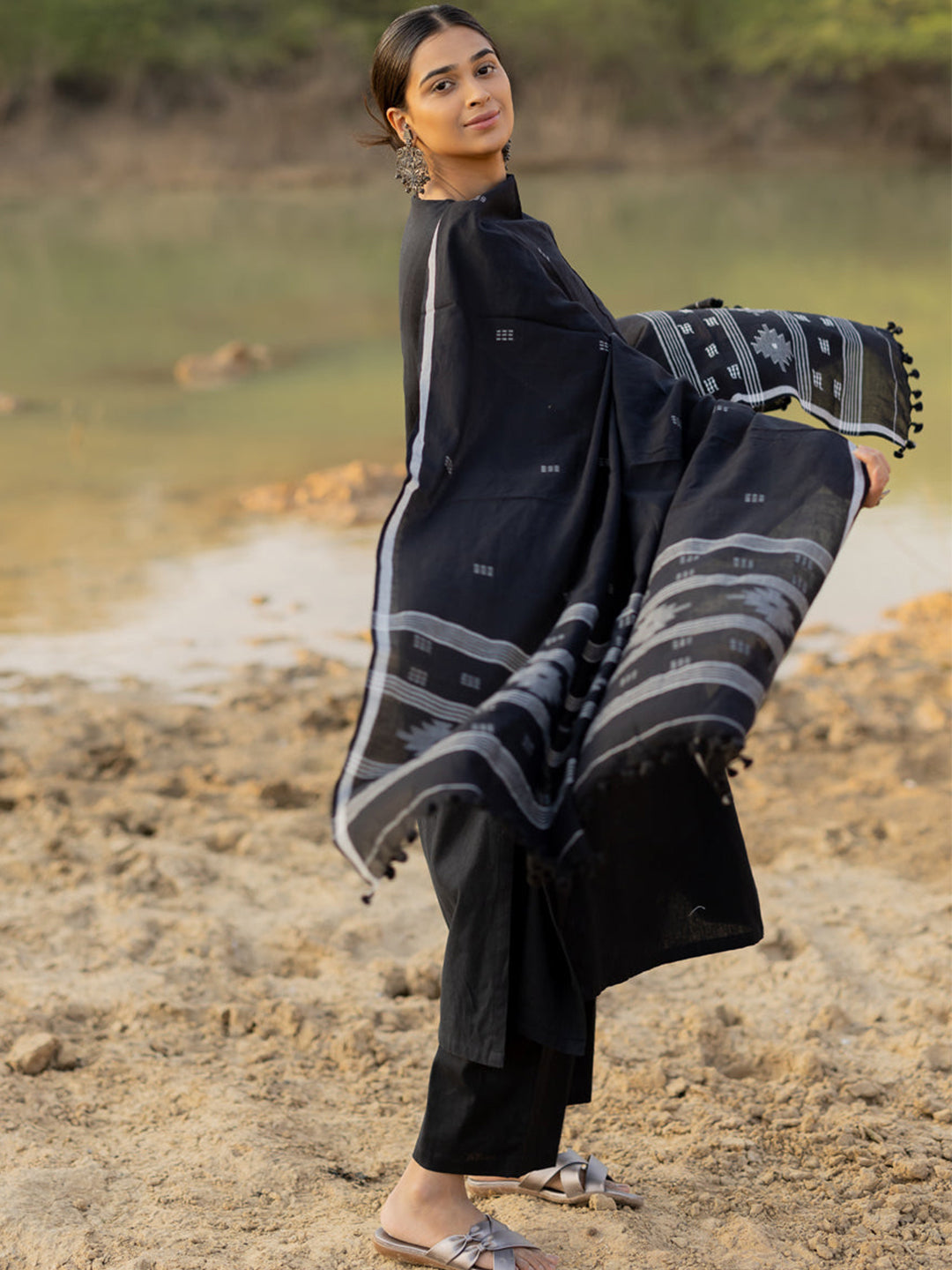 Black Chanderi Kurta Pant Set With Plain Kurta Pant With Printed Dupatta