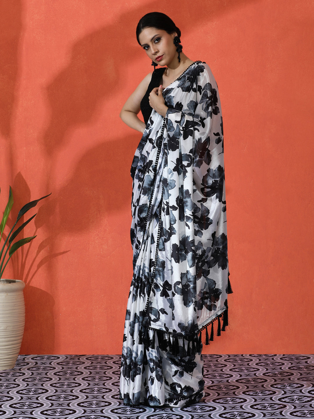 Black Chinon Saree With Beautiful Digital Print For Ceremonial Wear