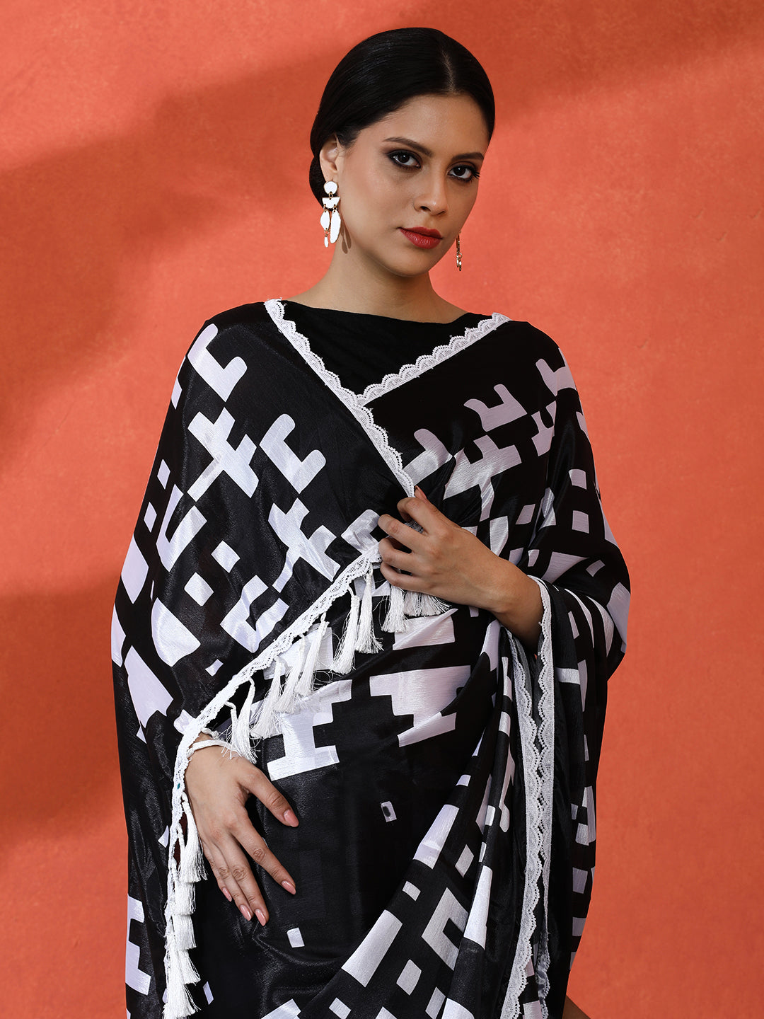 Black Chinon Saree With Beautiful Digital Print For Ceremonial Wear