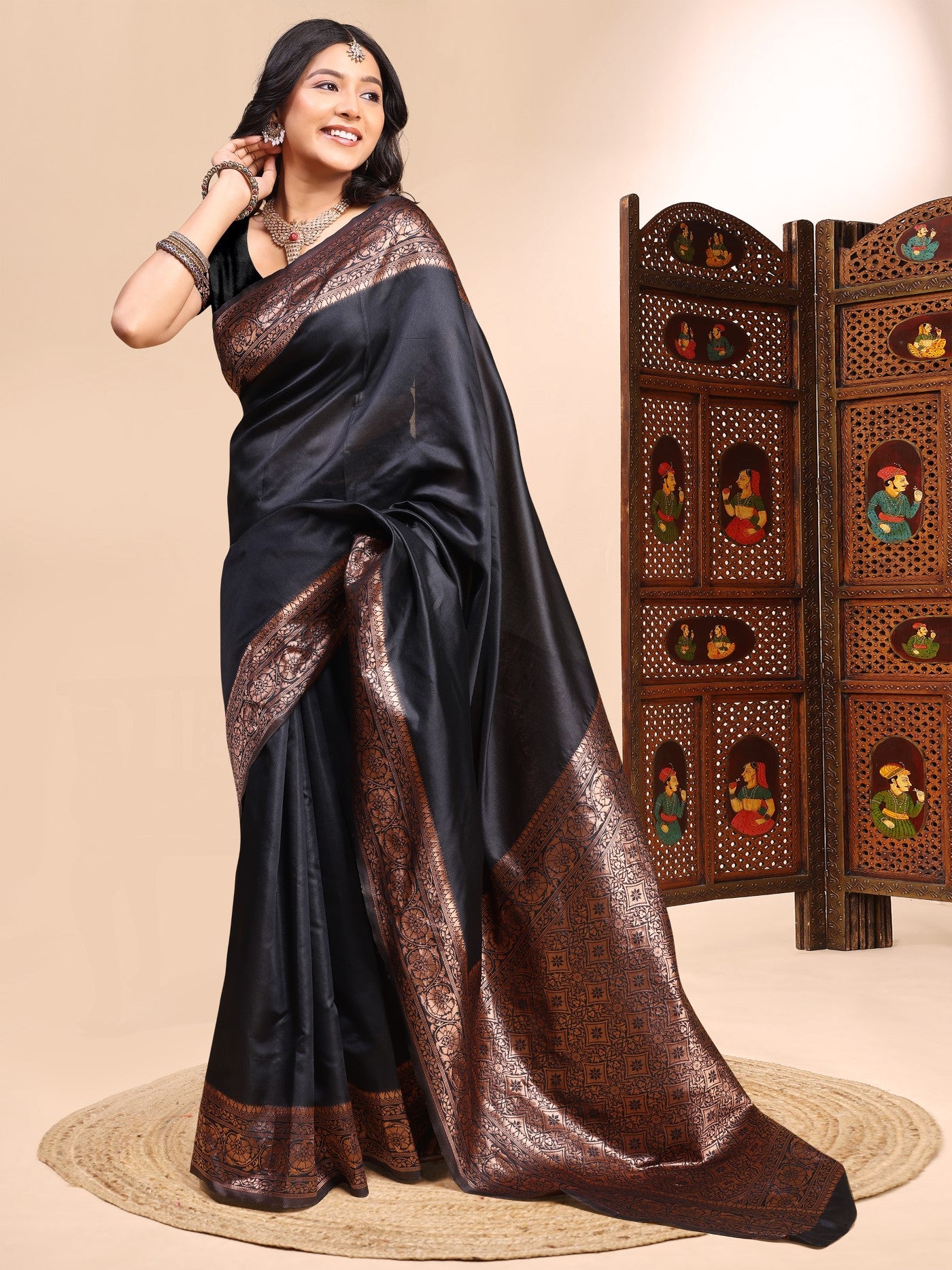 Black Lichi Silk Saree With Designer Weaving