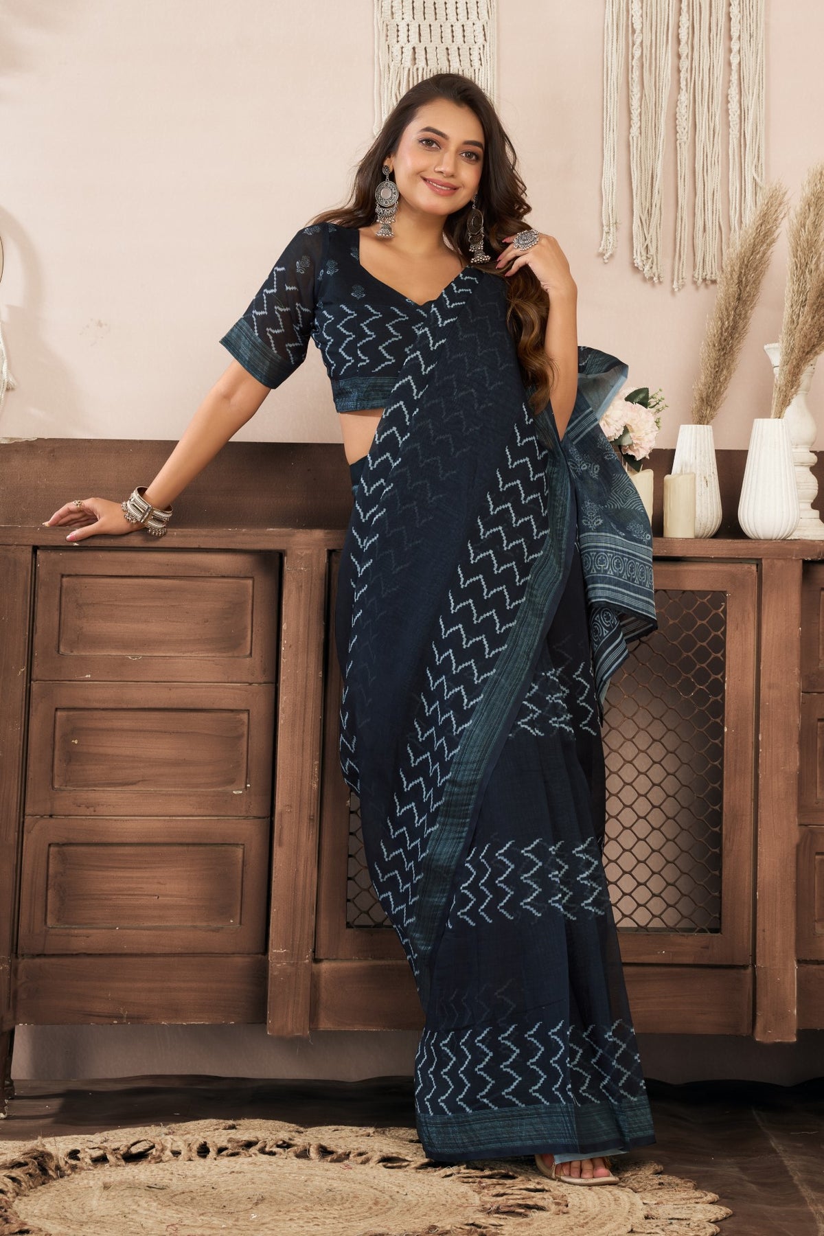 Black Linen Ready To Wear Saree With Zari Border Printed