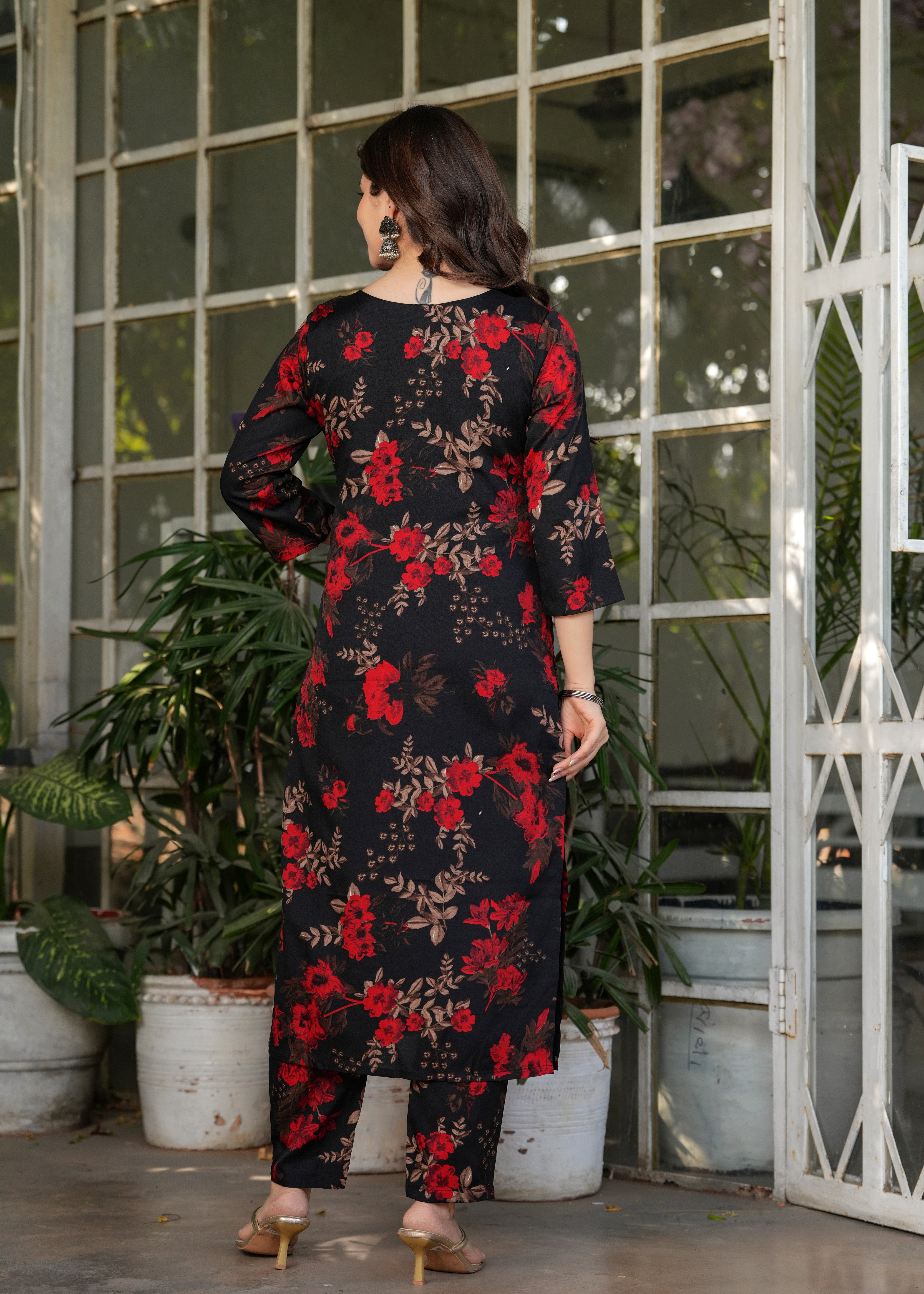 Black Silk Blend Elegant Kurta Pant Set With Print