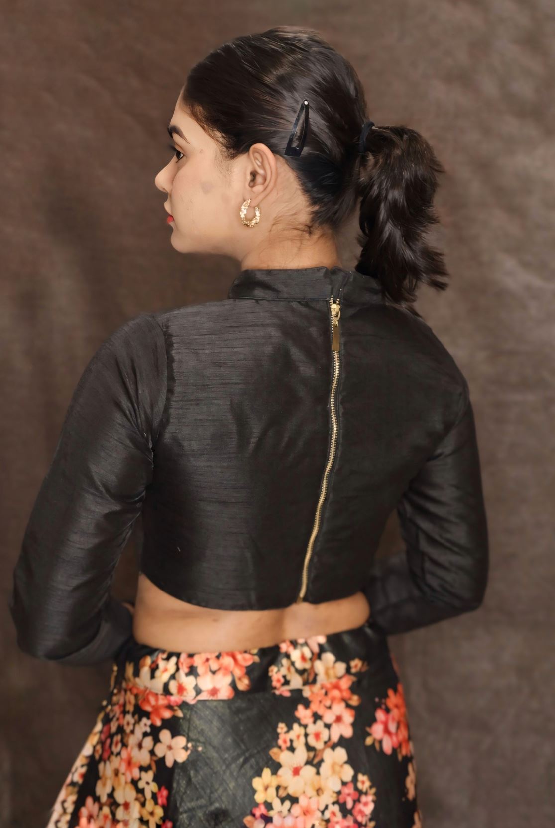 Black Silk Long Sleeve Crop Top Blouse With Back Zip