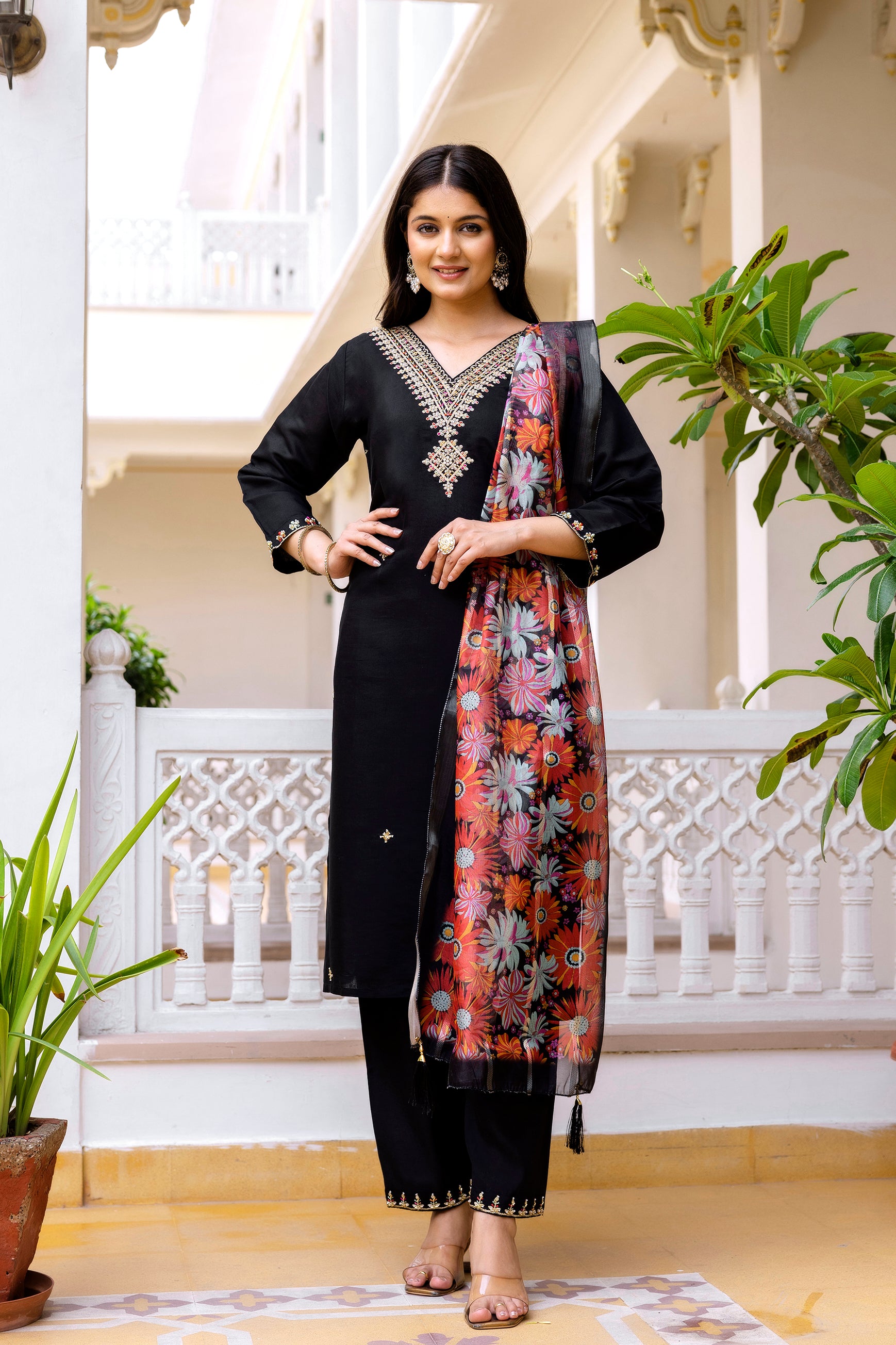 Black Viscose Chanderi Kurta Pant Set With Thread Embroidered With Beads Work With Printed Dupatta