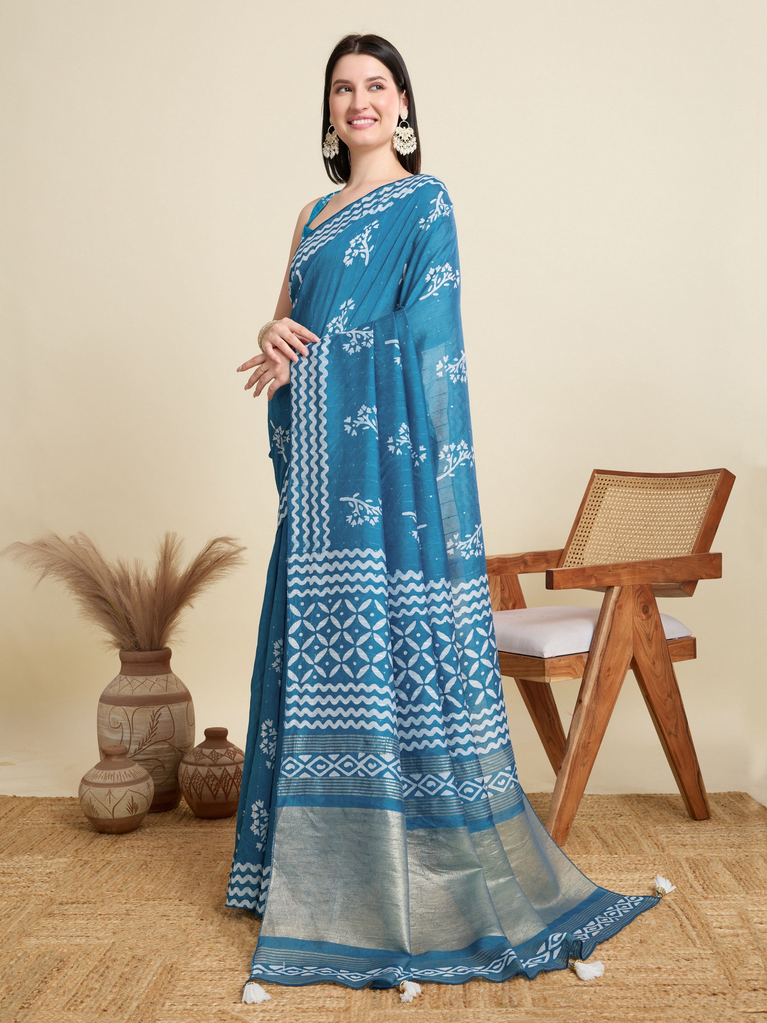 Blue Blended Cotton Ethnic Festive Saree