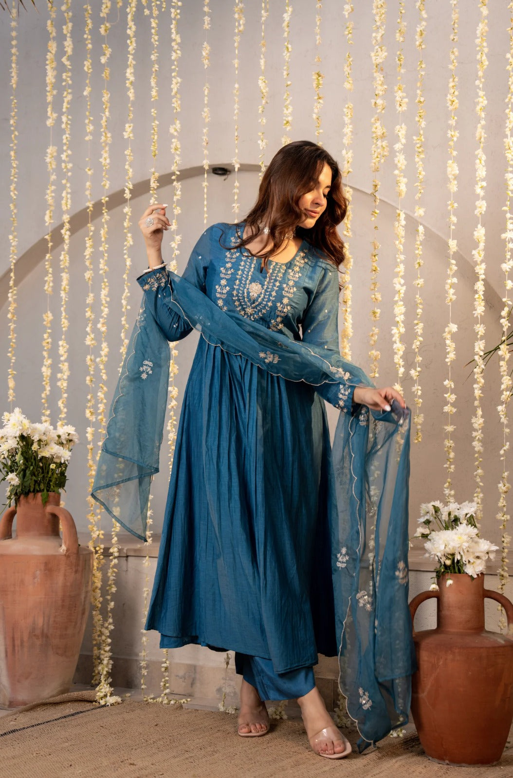 Blue Chanderi Silk Kurta Pant Set With Heavy Thread Embroidery Work