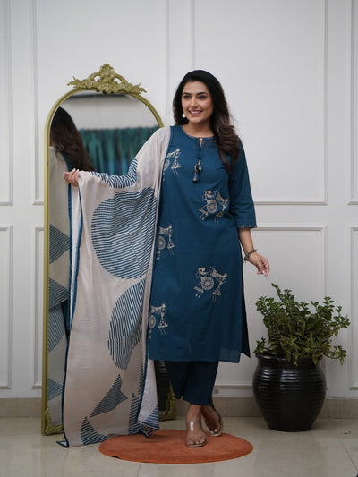Blue Pure Silk Kurta Pant Set With Heavy Thread Embroidery Work With Printed Dupatta