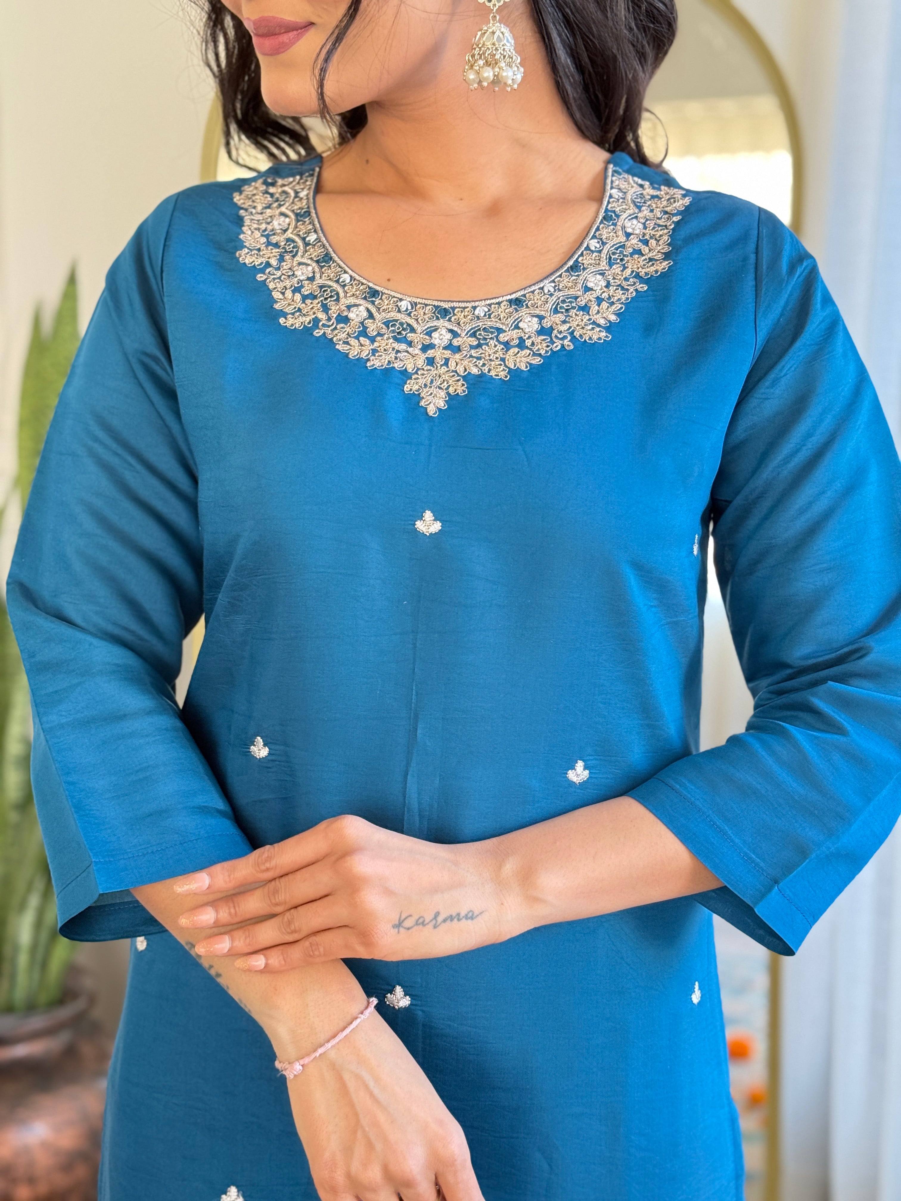 Blue Roman Silk Kurta Pant with Heavy Thread Embroidery Work With Printed Dupatta
