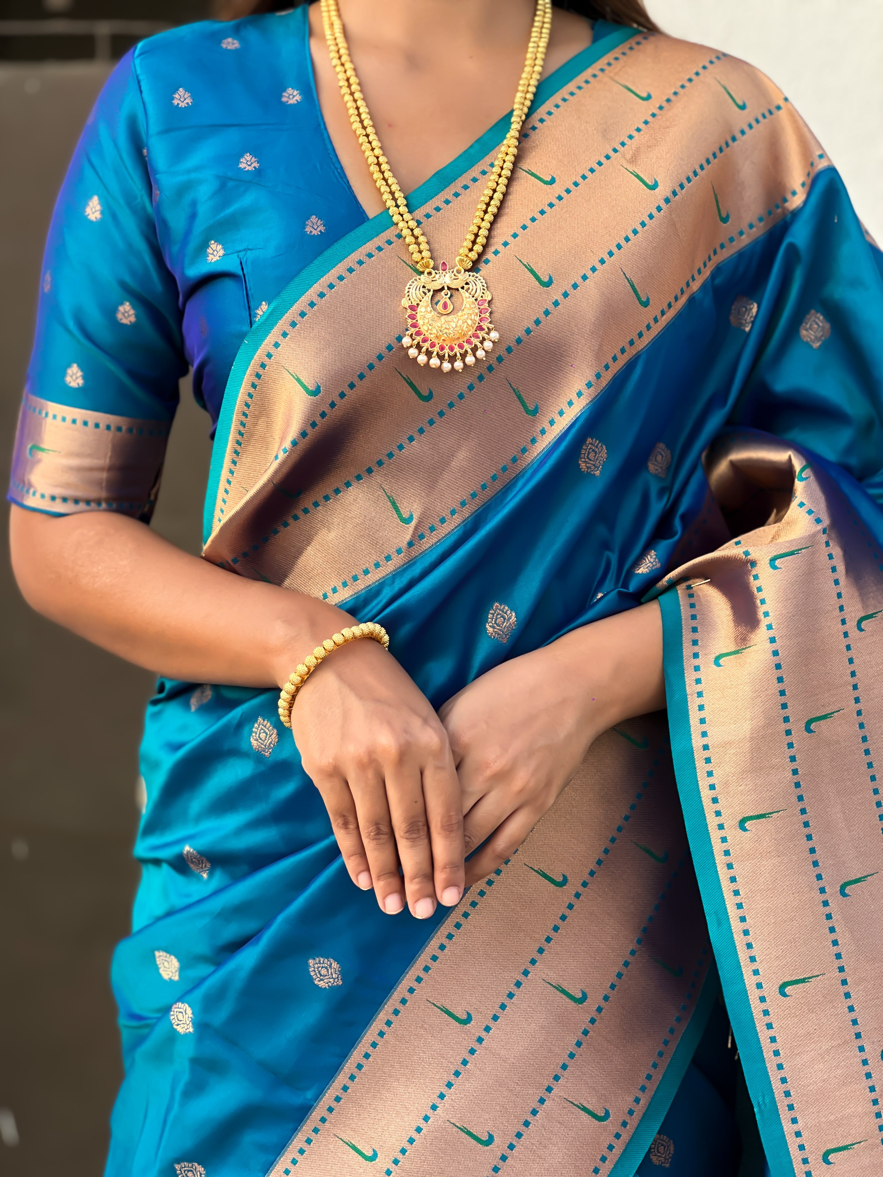 Blue Soft Silk Weaving Figure Pallu Designer Ceremonial Saree