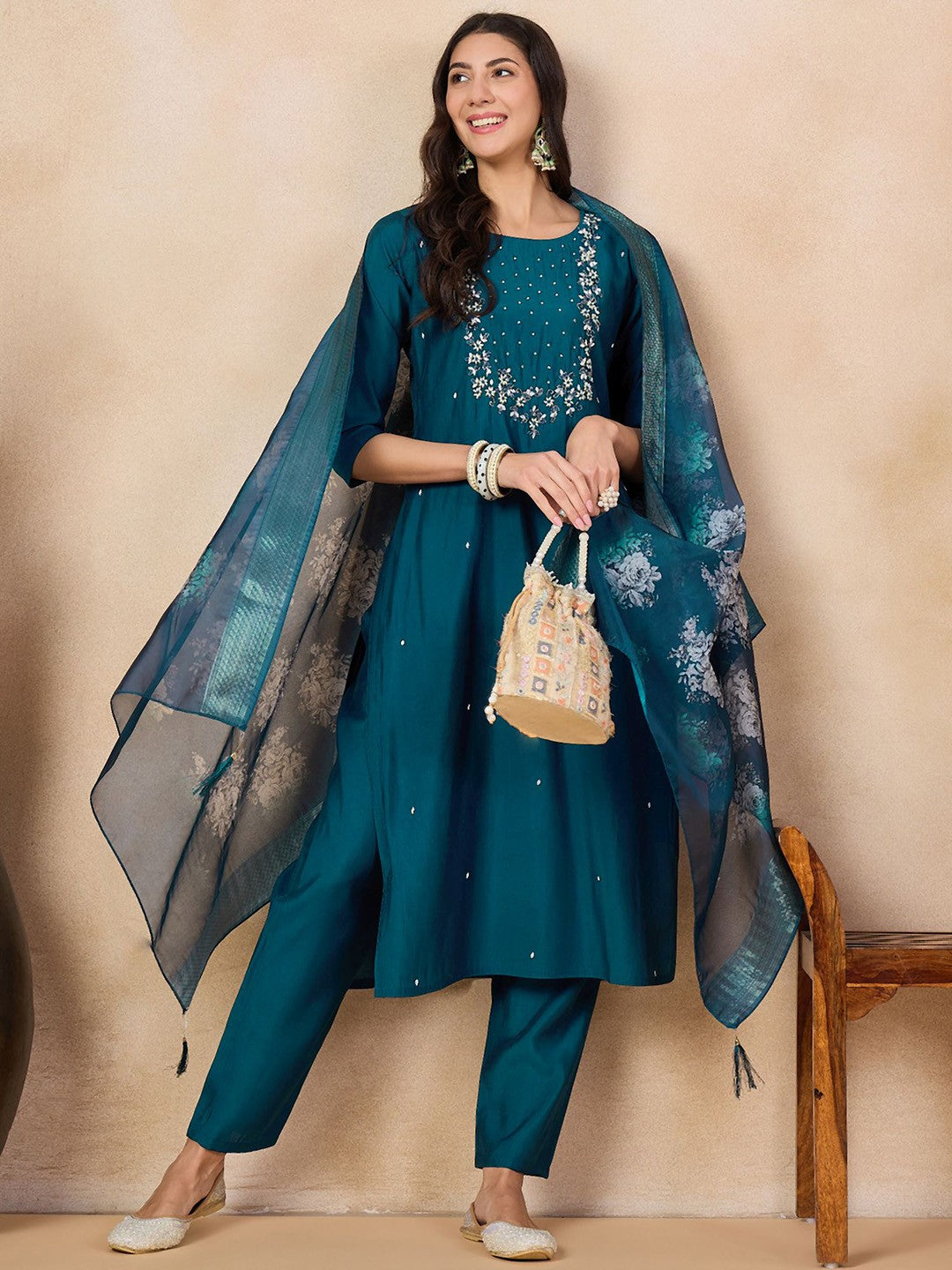 Blue Viscose Rayon Elegant Kurta Pant Set With Embroidery Work