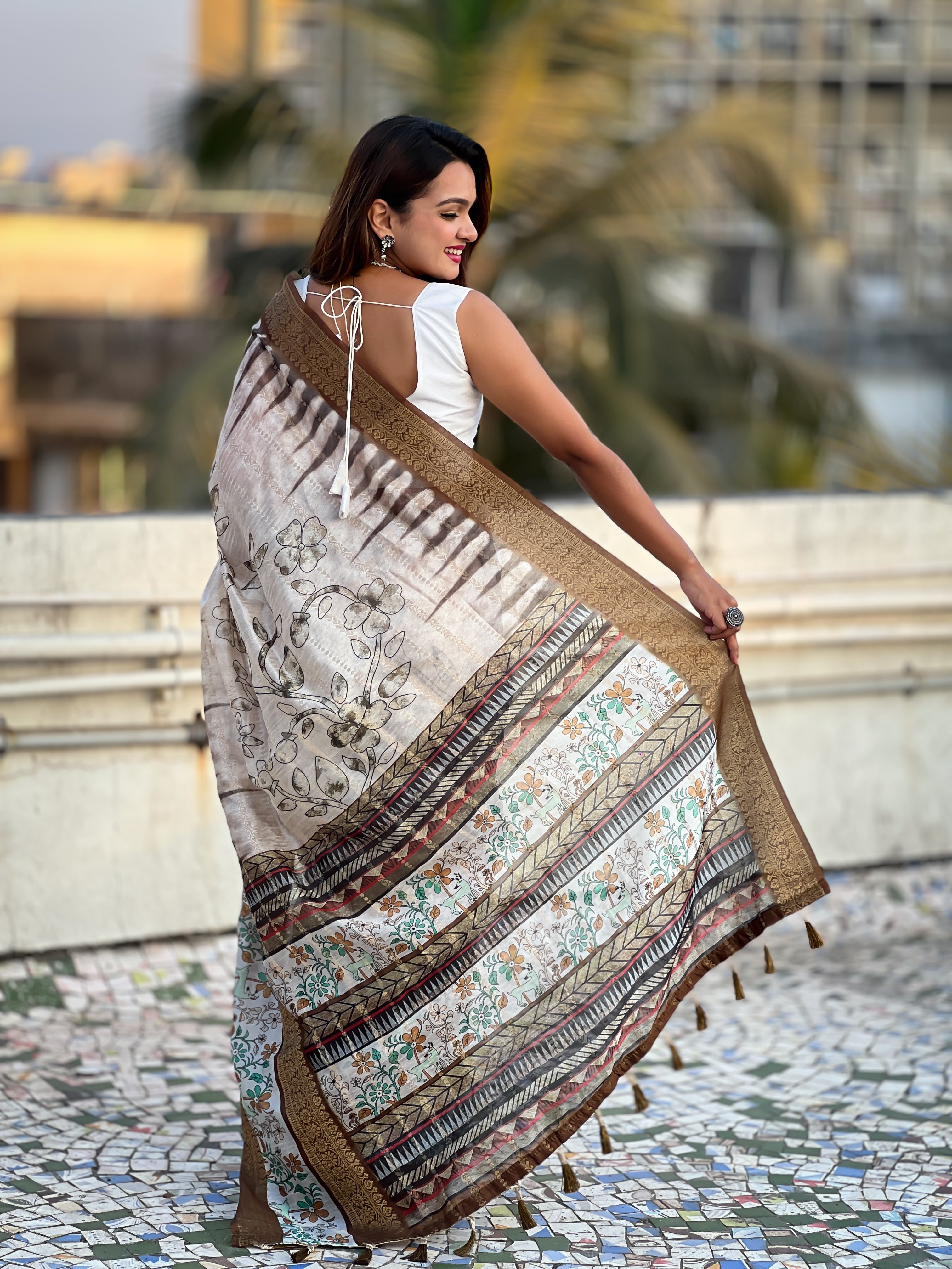 Brown Chanderi Crush Printed With Woven Jari Designer Elegant Sophisticated Saree