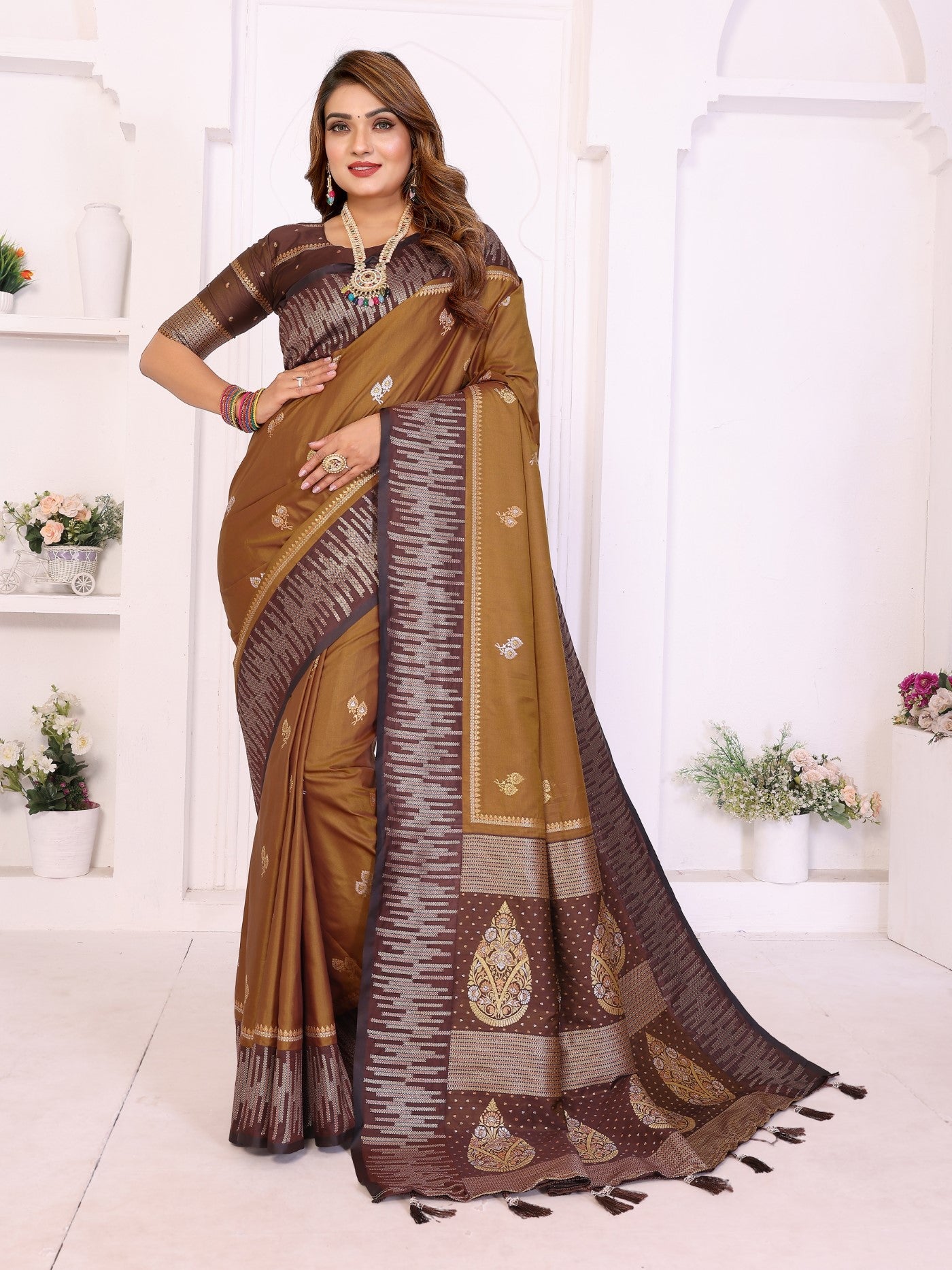 Brown South Soft Silk Saree With Traditional Zari Weaving