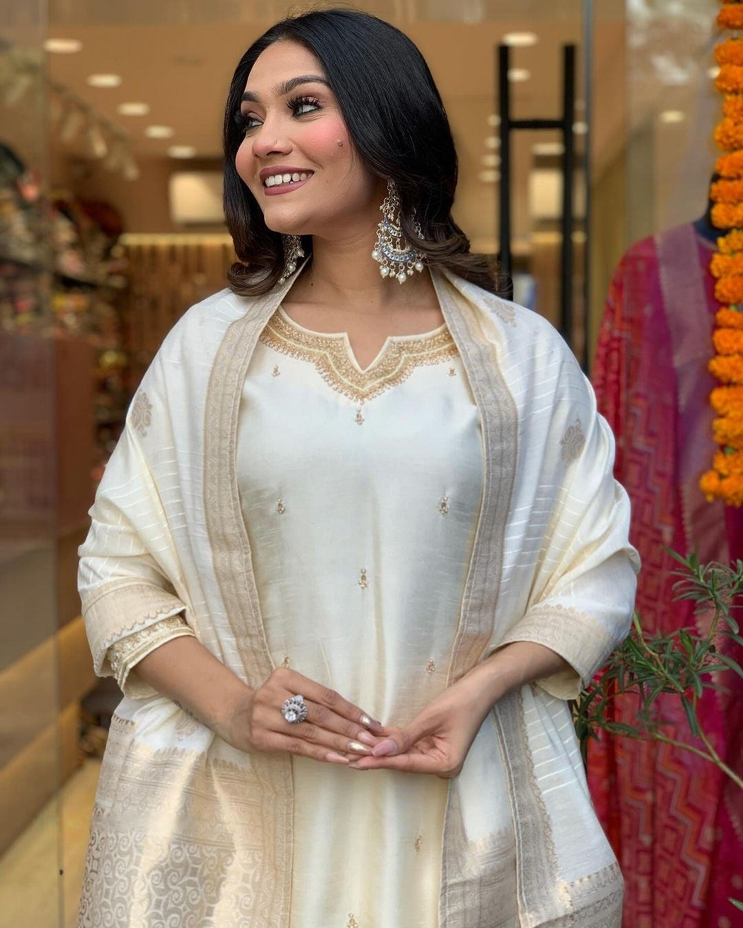 Cream Viscose Chanderi Kurta Pant With Heavy Thread Embroidery Work