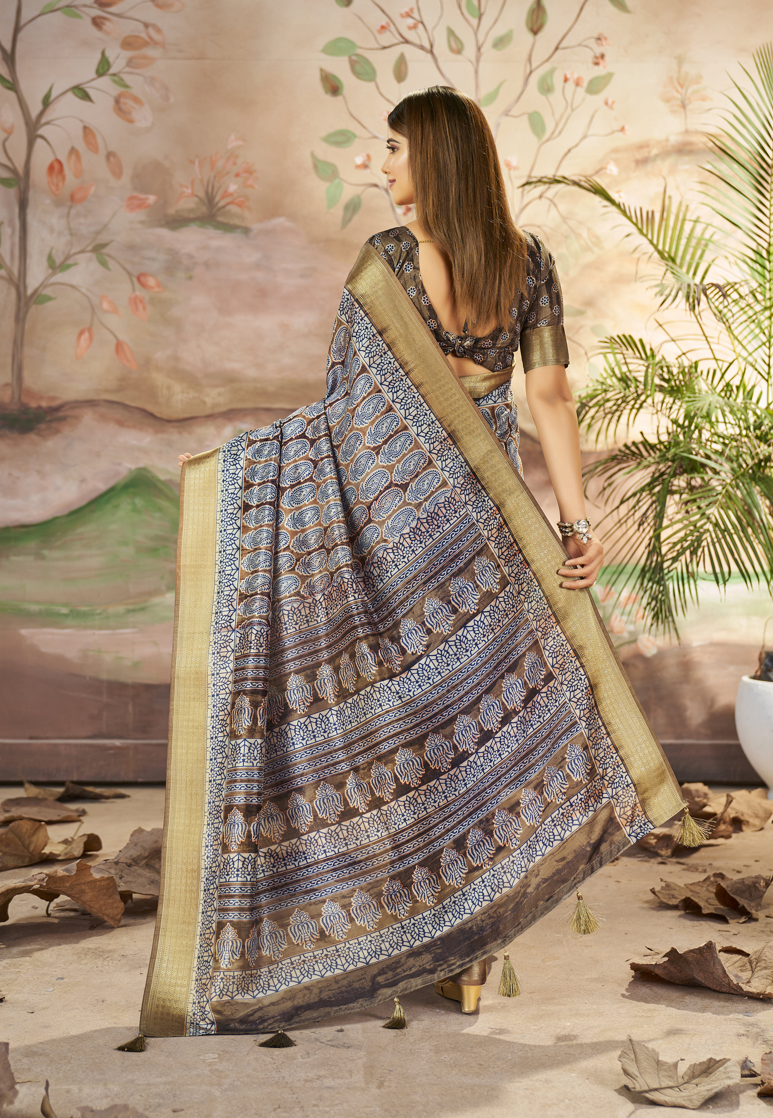 Dull Brown Beautiful Dolla Silk Woven Border Designer With Printed Saree