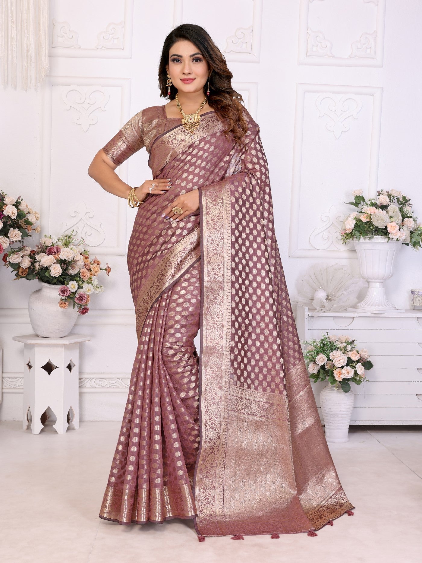 Dusty Rose Organza Silk Saree With Classic Weaving