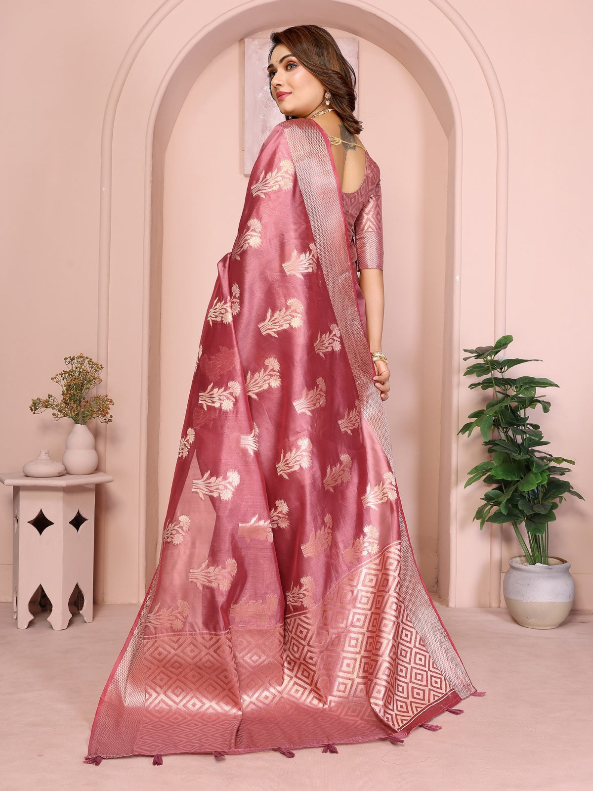 Dusty Rose Soft Organza Silk Saree With Elegant Weaving