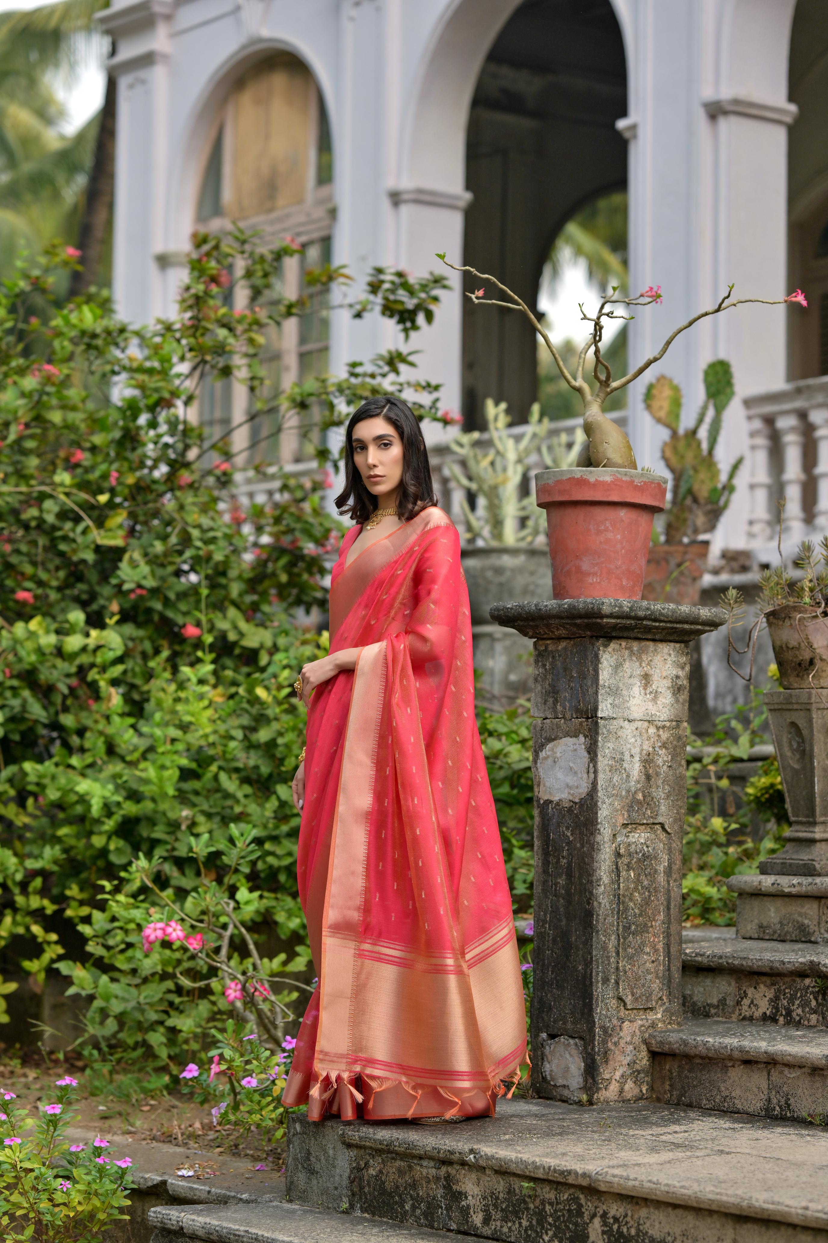 Gajri Kalyani Silk Elegant Designer Festive Wear Heavy Woven Designer Saree