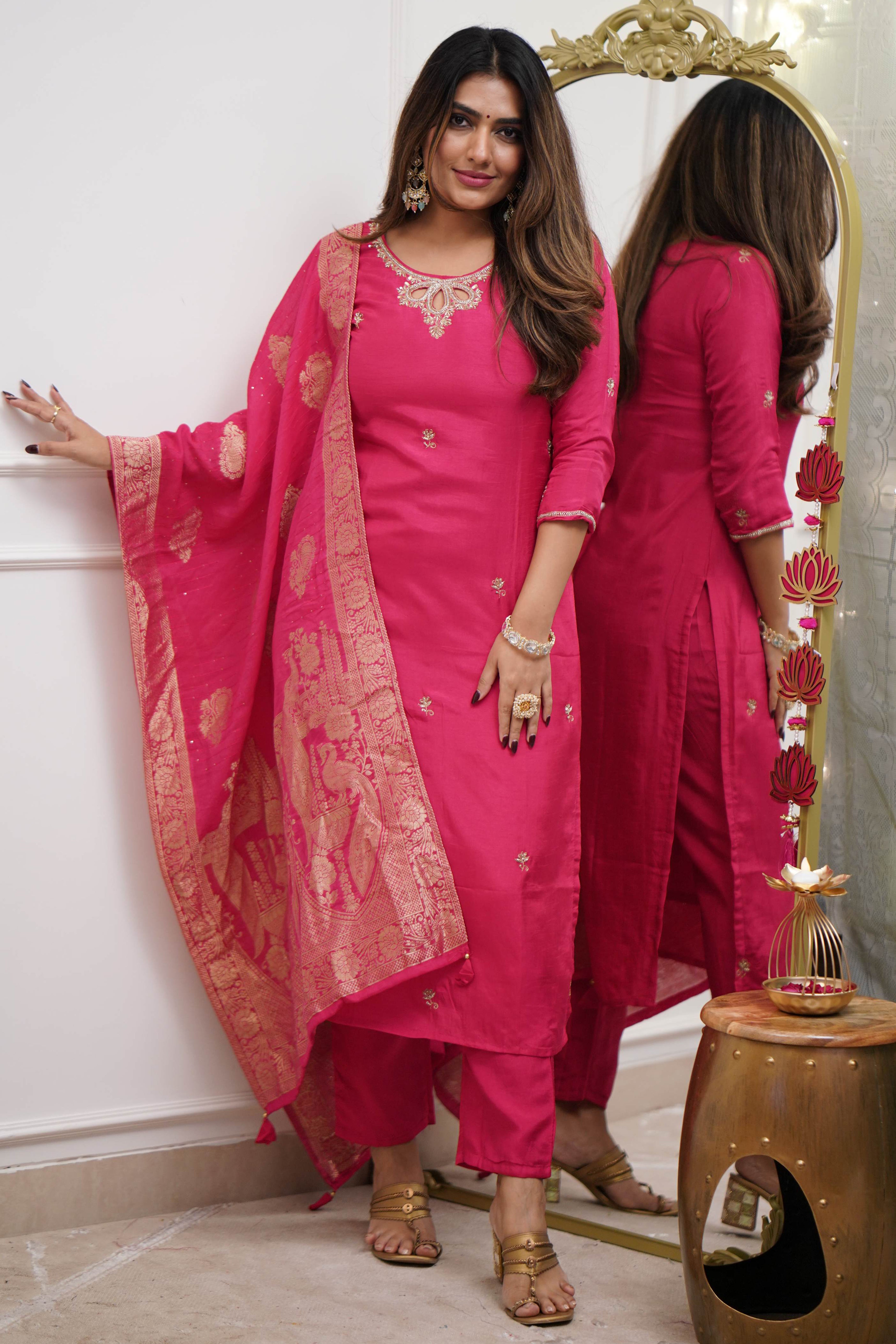 Gajri Kurta Pant Set with Heavy Thread Embroidery Work With Jacquard Woven Dupatta