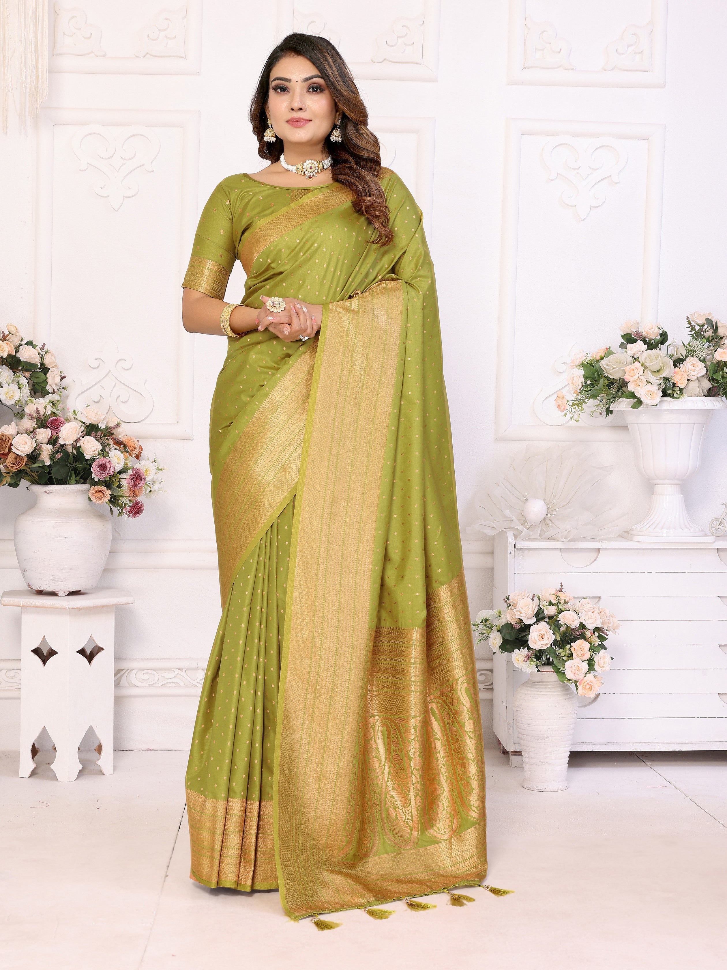 Girlie Woven Jari Designer Soft Silk Saree In Green